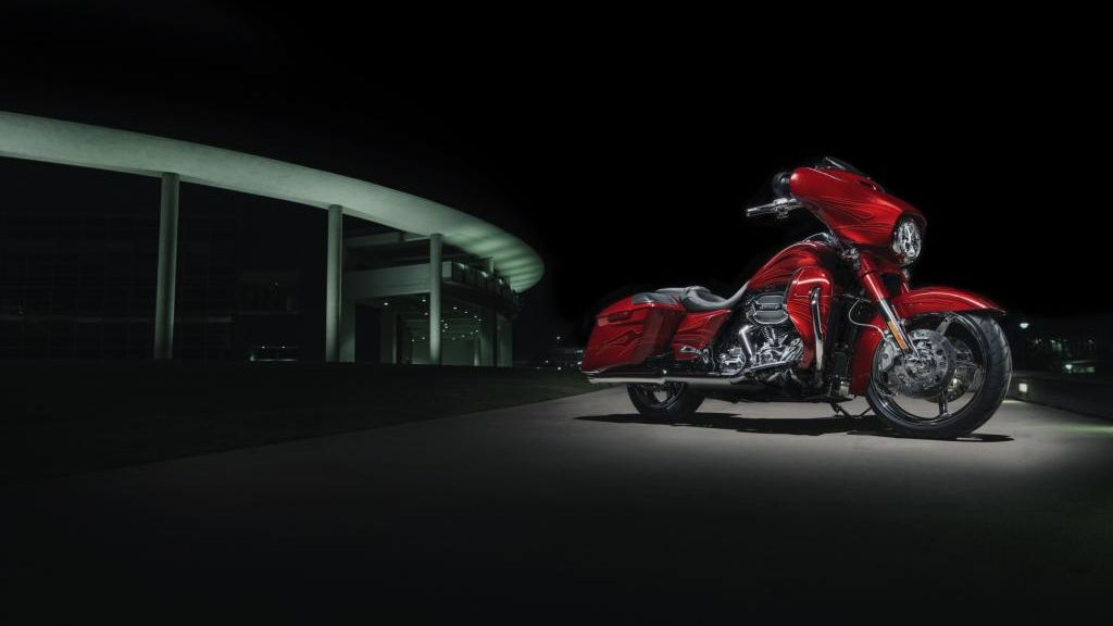 2015 - 2016 Harley-Davidson CVO Street Glide