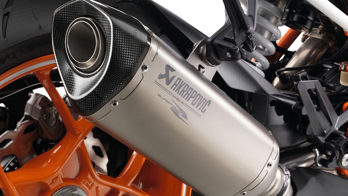 2015 - 2016 KTM 1290 SUPER DUKE R ABS