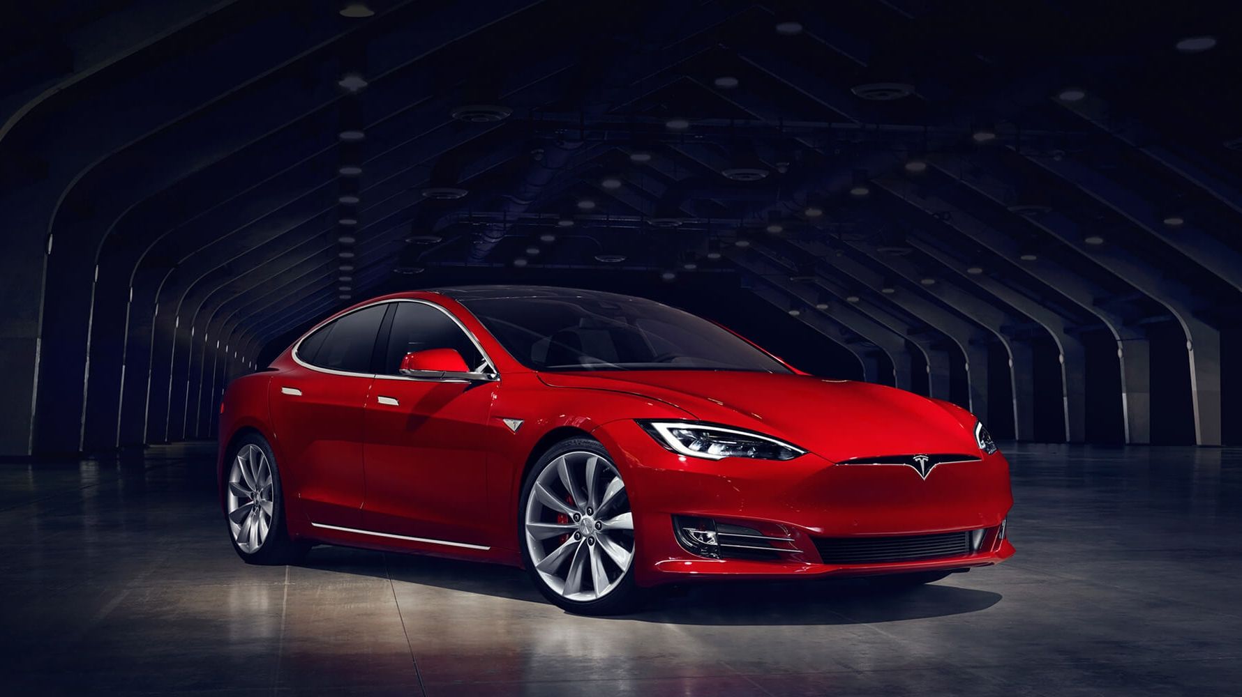 2016 The Tesla Model S Floats In Water – Wait, What?
