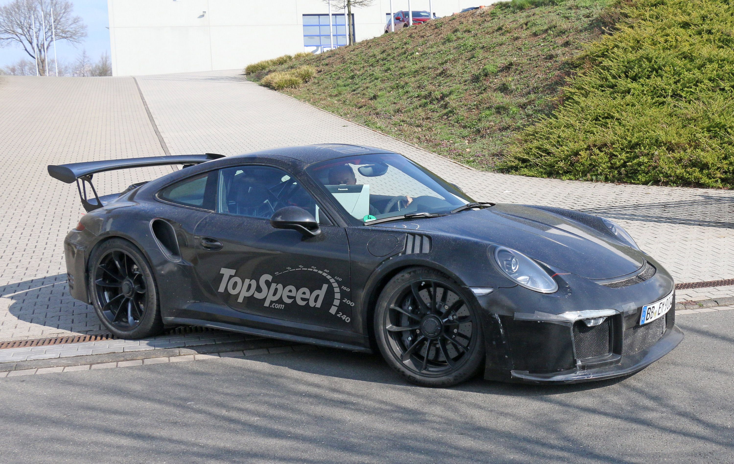 2018 Porsche 911 GT2 RS