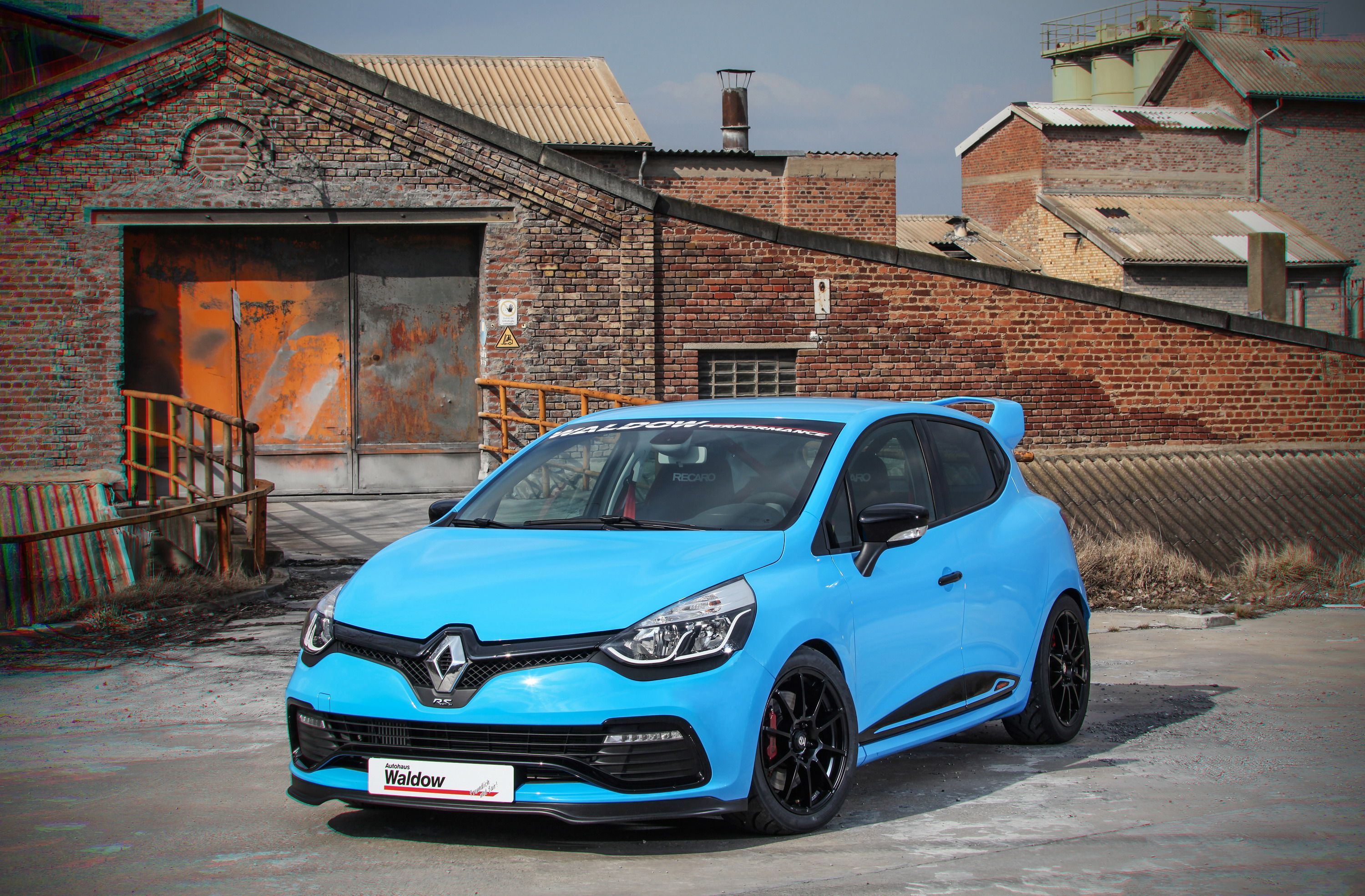 2016 Renault Clio 220 Trophy EDC by Waldow Performance