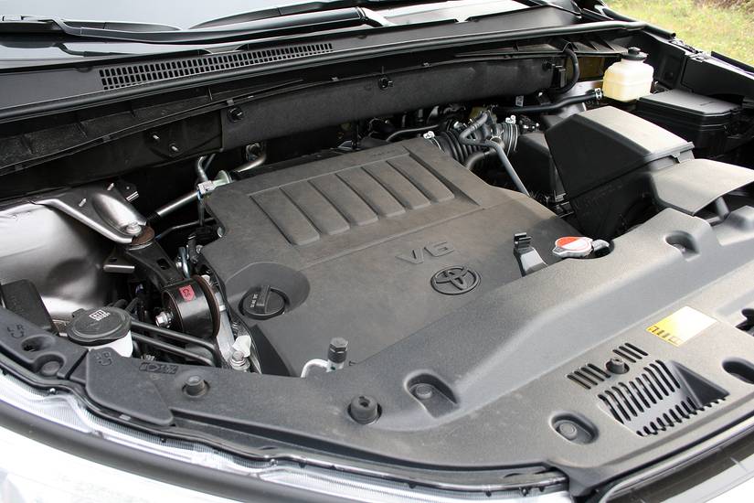 2016 Toyota Highlander – Driven