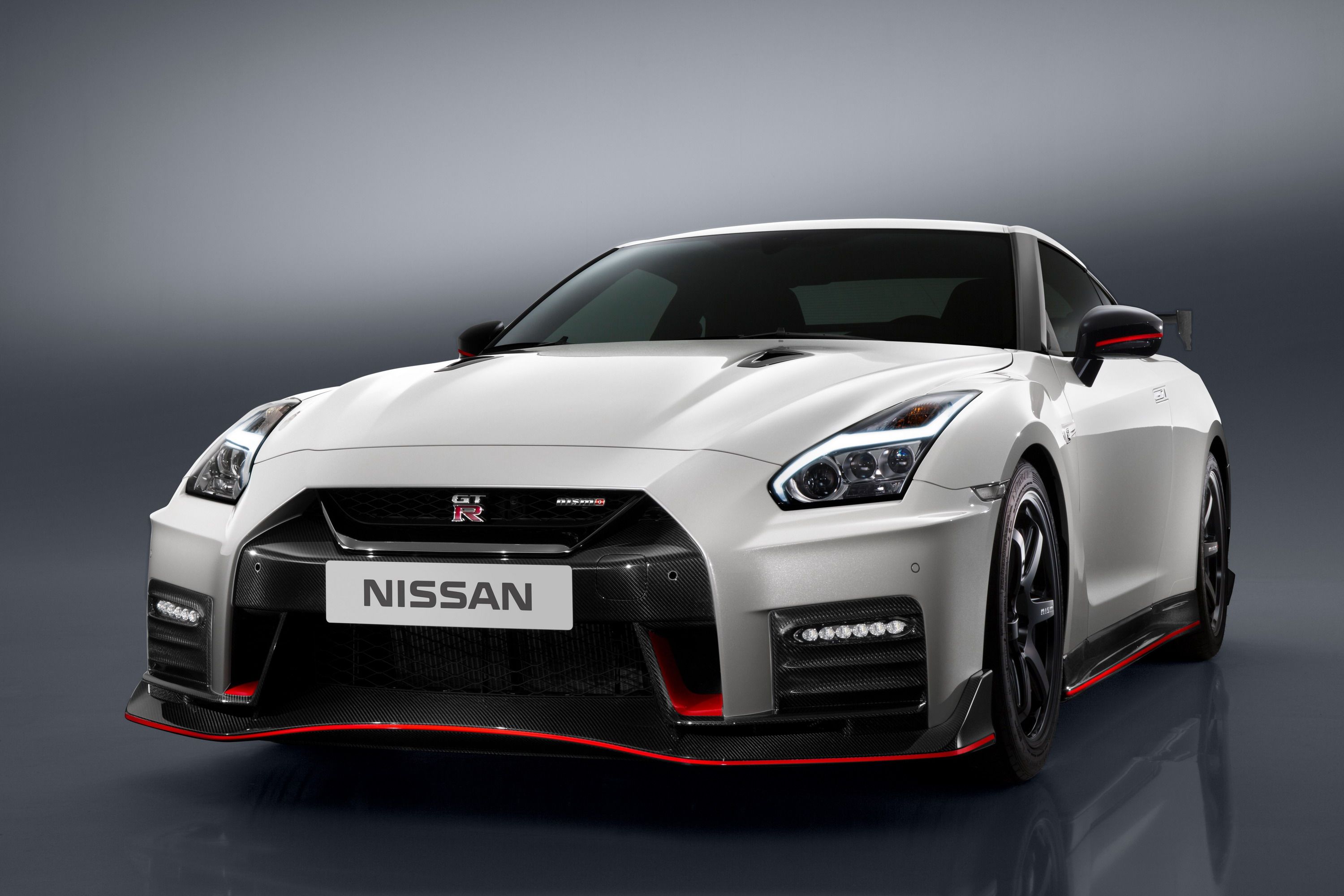 2017 Nissan GT-R Nismo