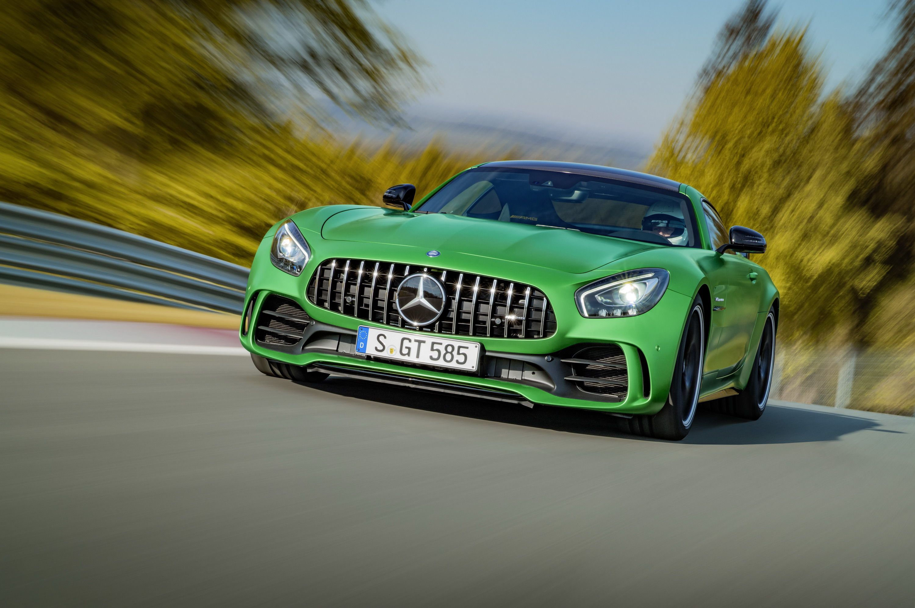 2020 Mercedes is Cooking Up Something Big for the Next-Gen 2021 AMG GT Sports Car