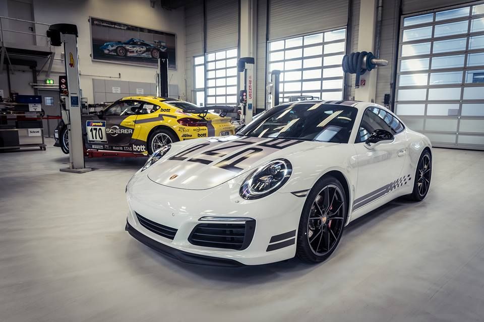 2016 Porsche 911 Carrera S Endurance Racing Edition
