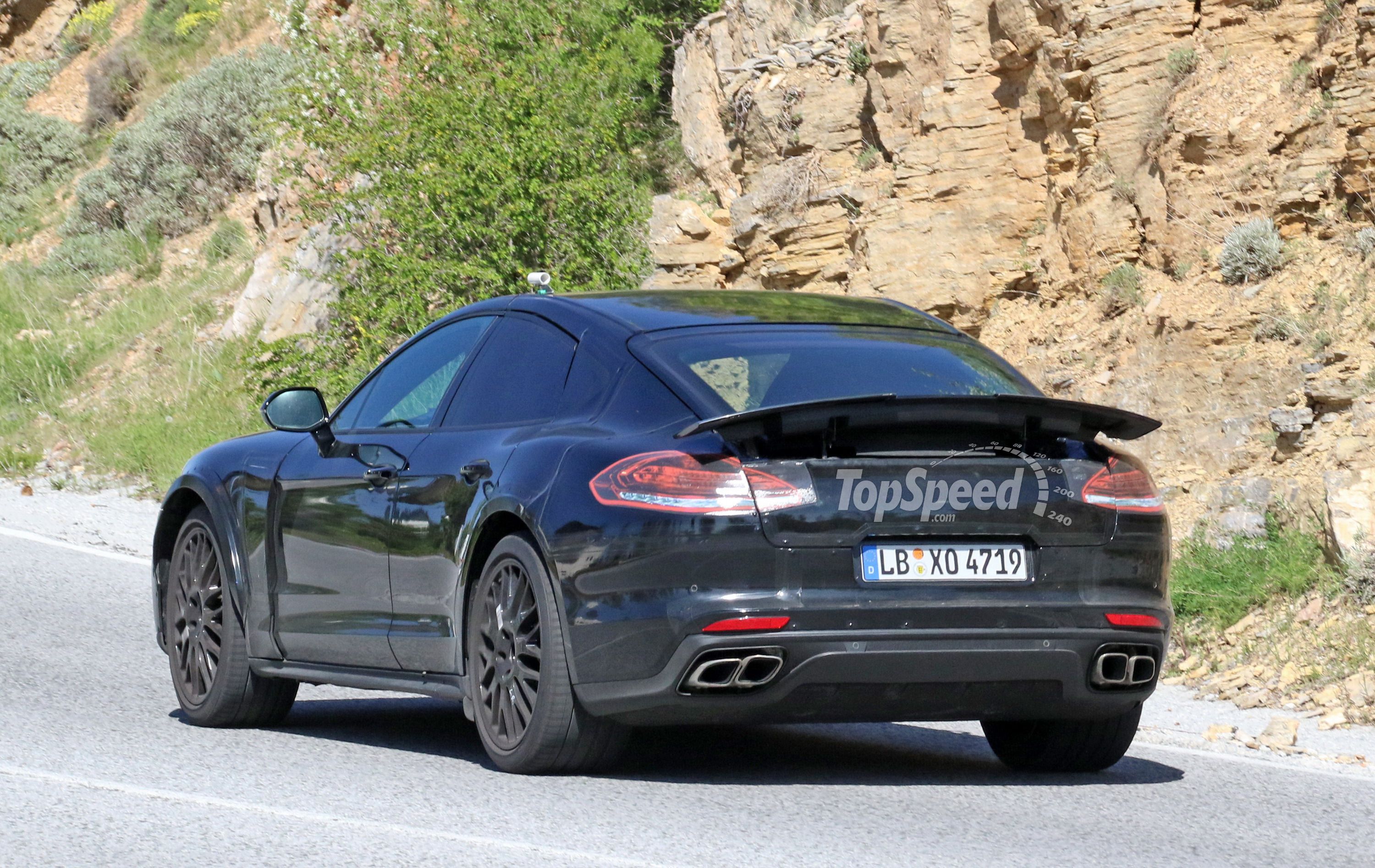 2019 Porsche Panamera Coupe