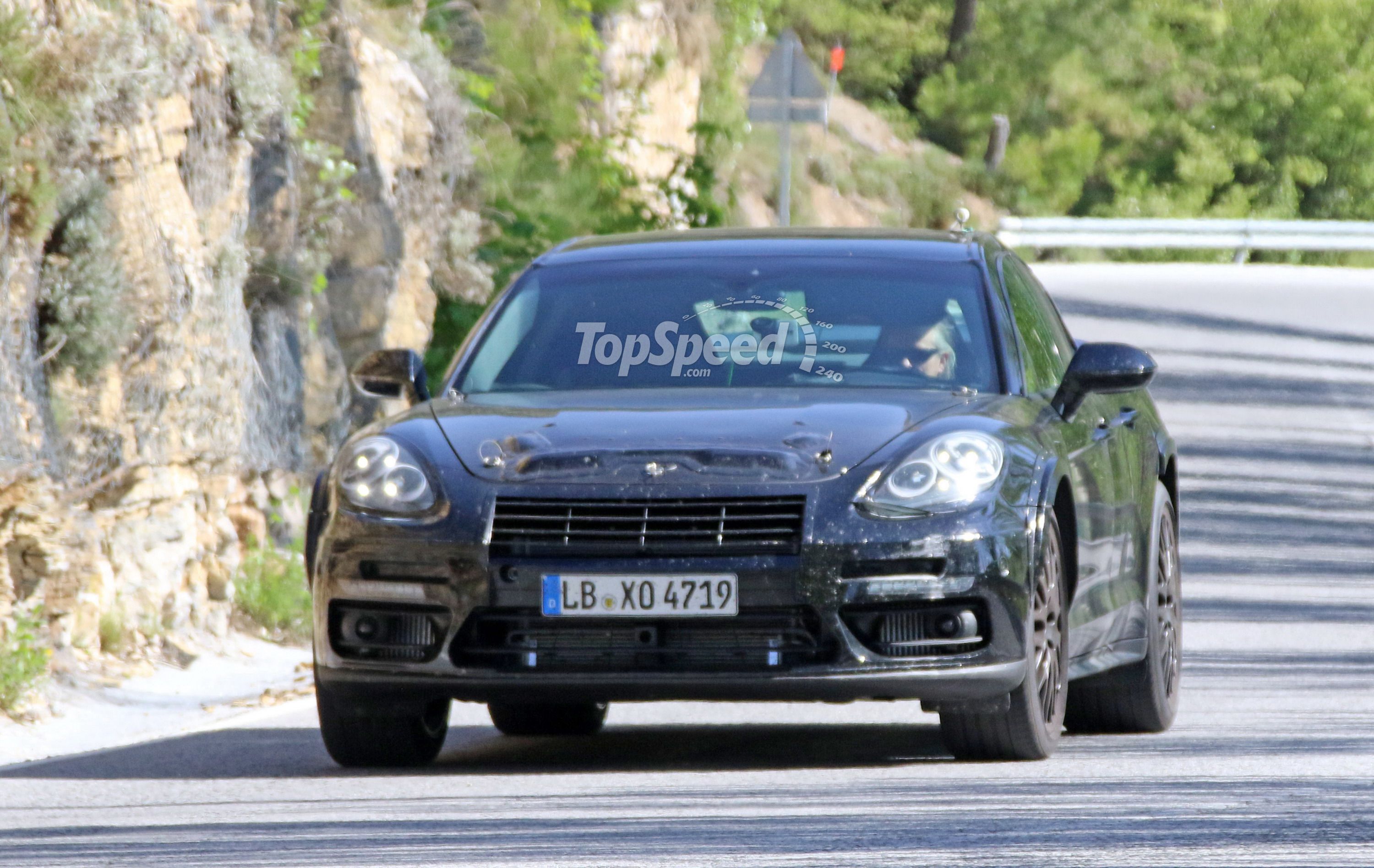 2019 Porsche Panamera Coupe