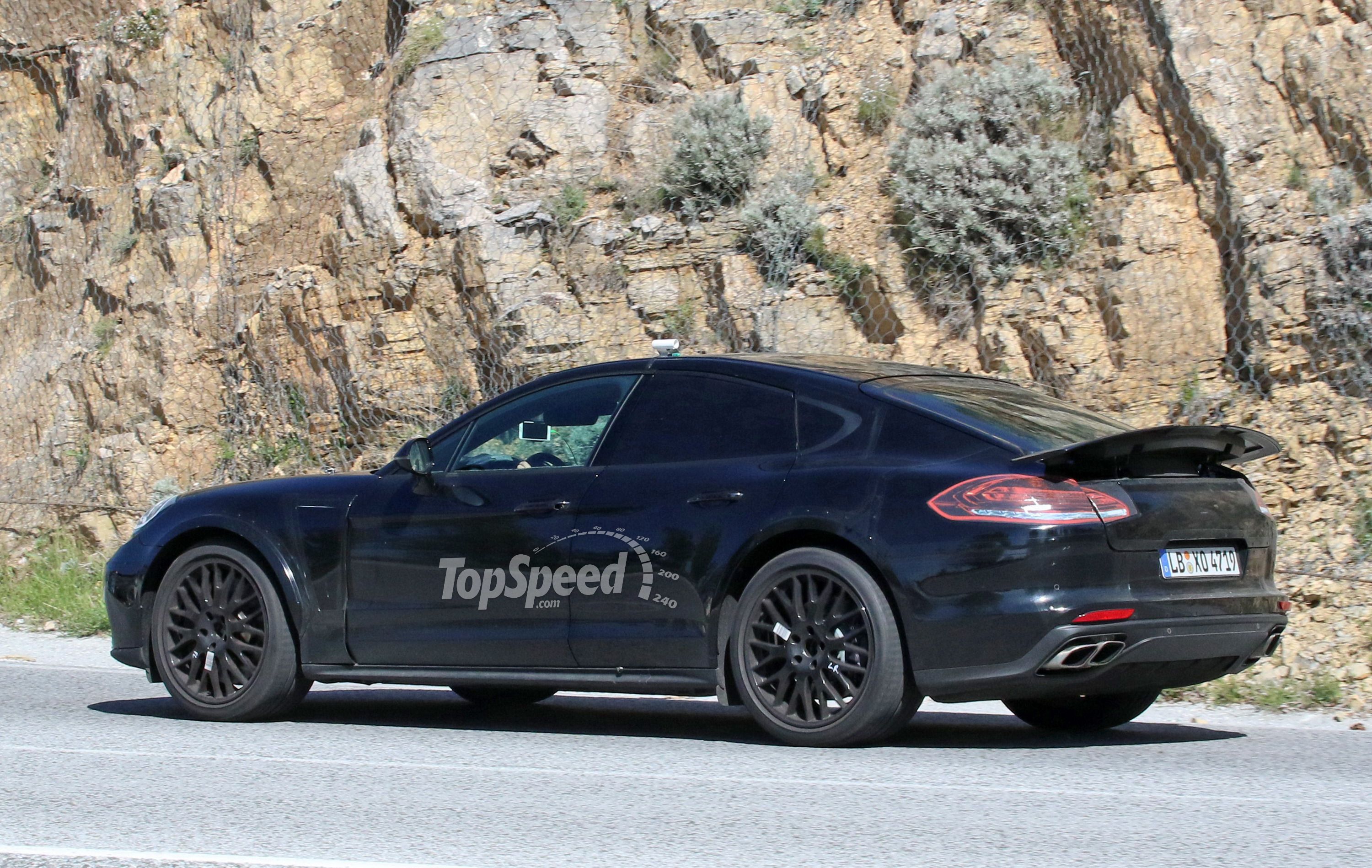 2019 Porsche Panamera Coupe