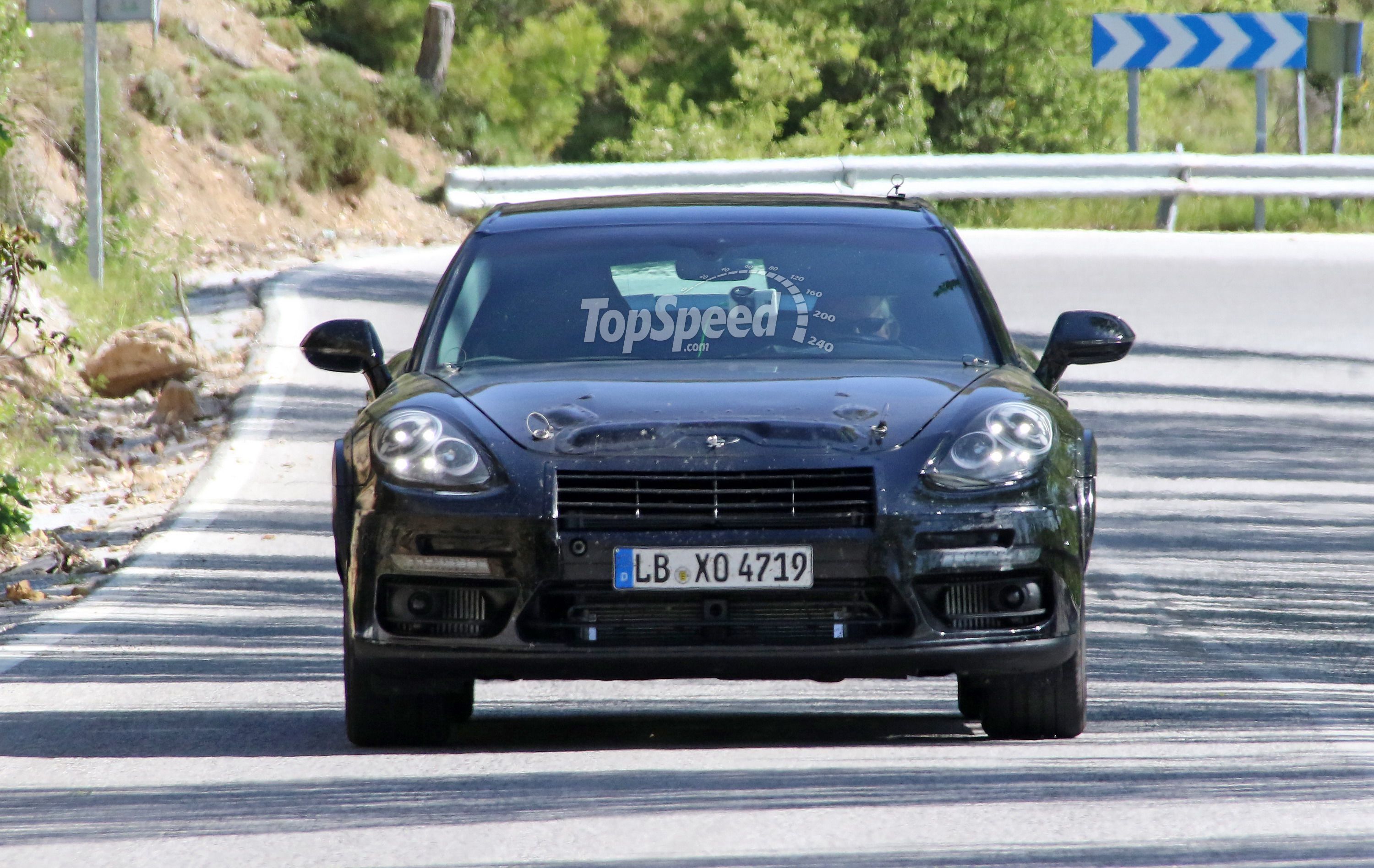 2019 Porsche Panamera Coupe