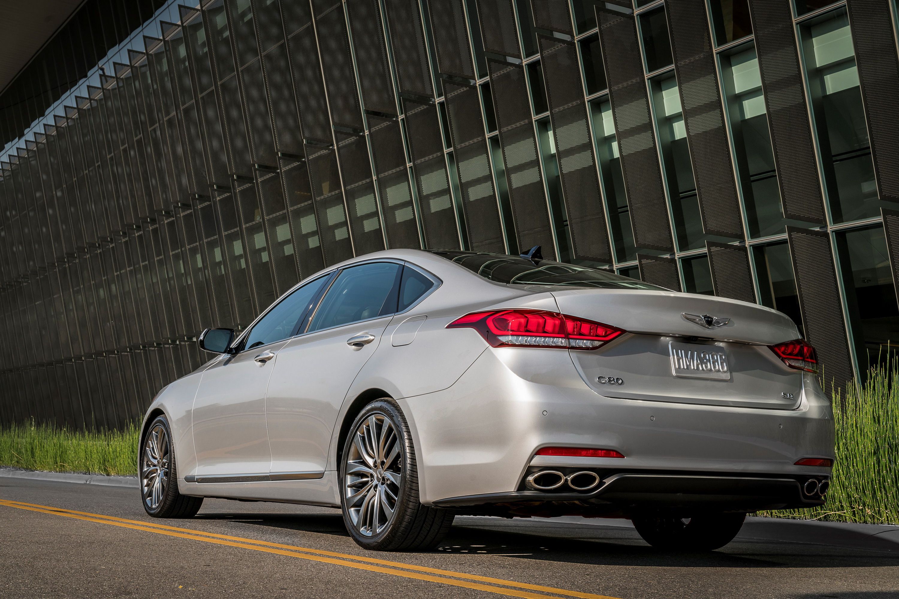 2017 Genesis G80