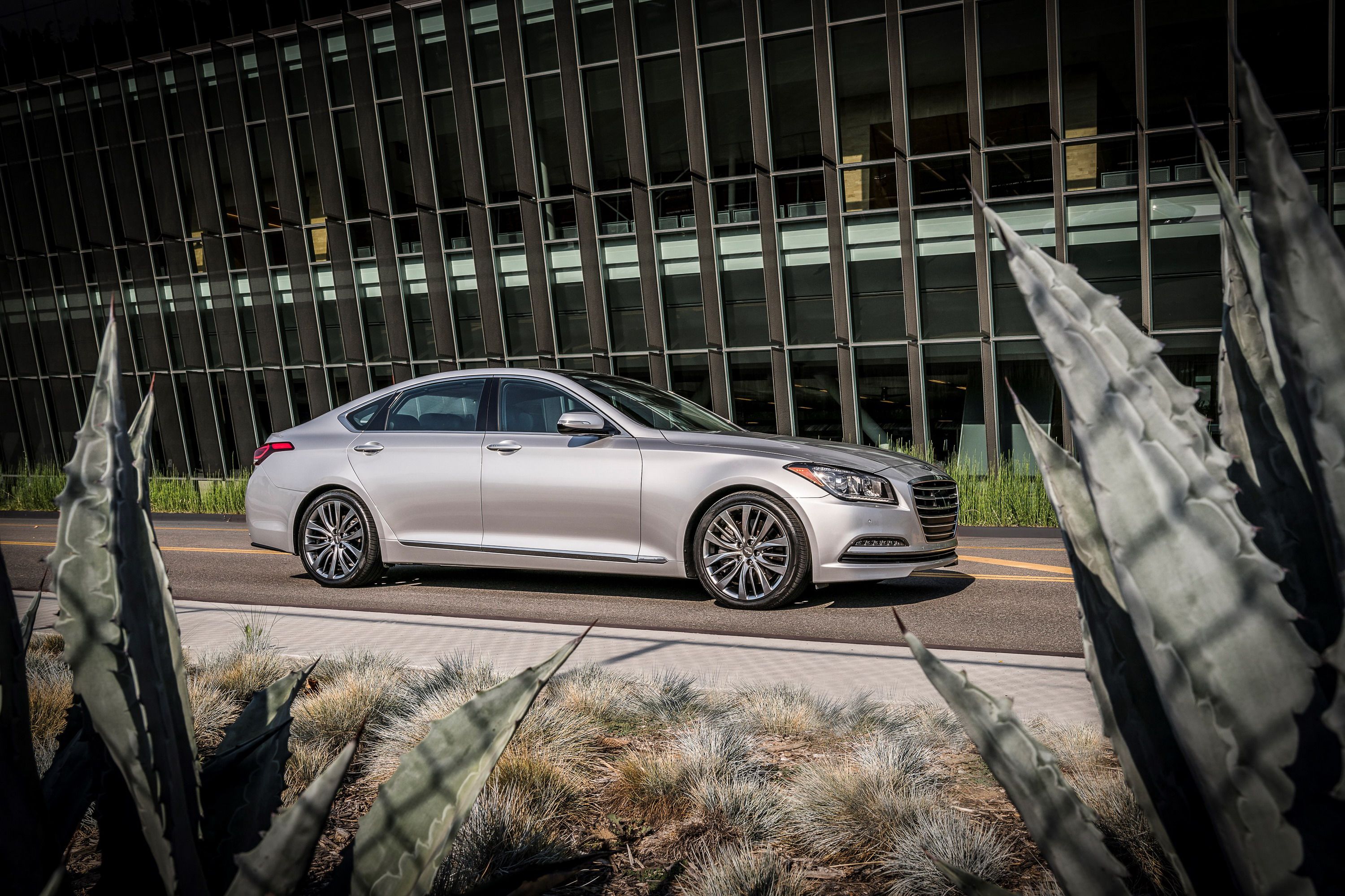 2017 Genesis G80