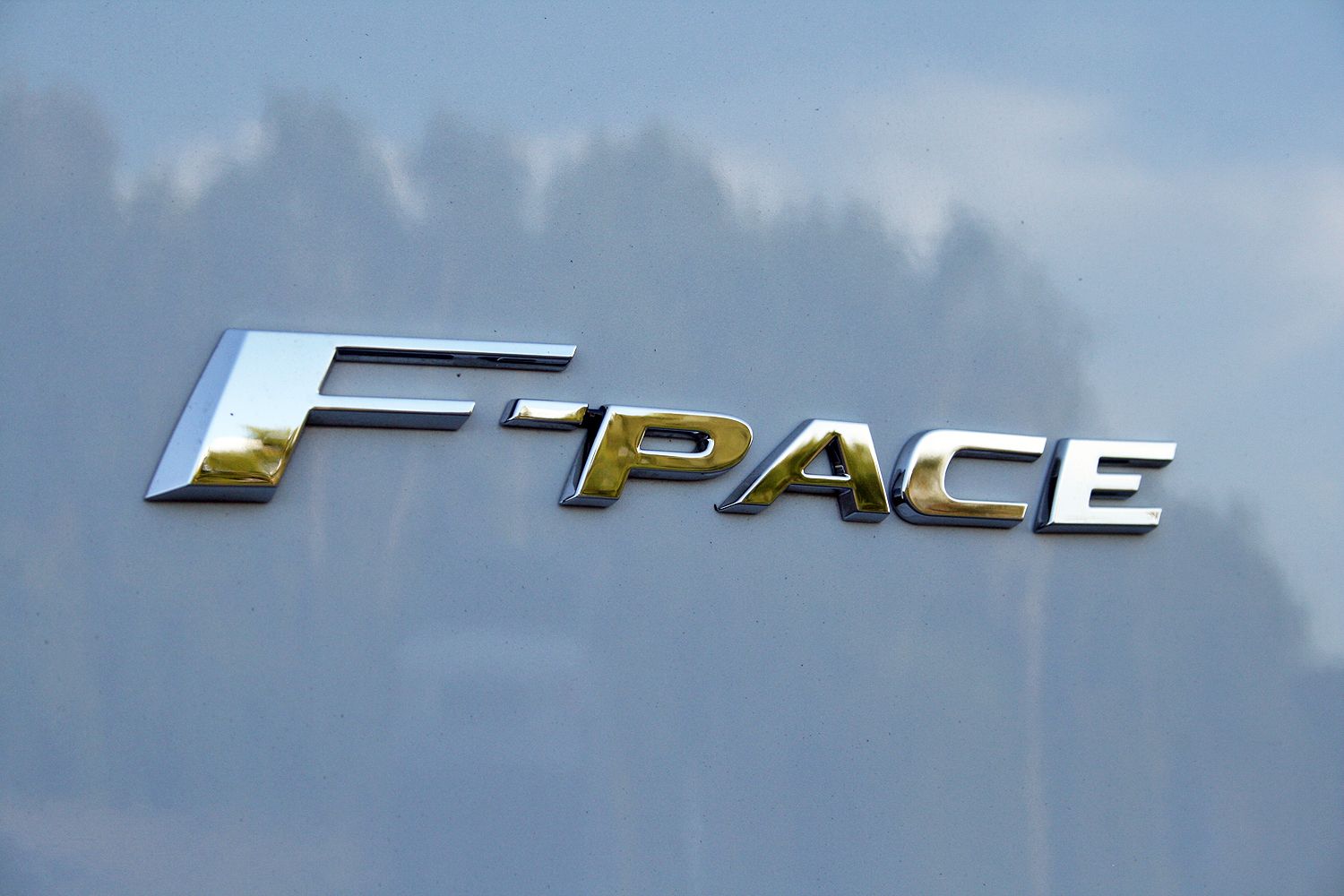 2017 Jaguar F-Pace – Driven