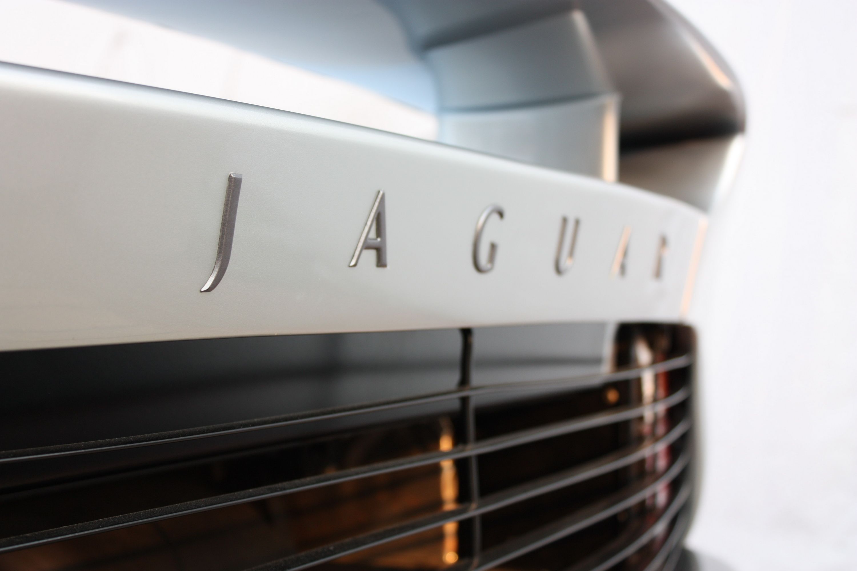 1992 - 1994 Jaguar XJ 220