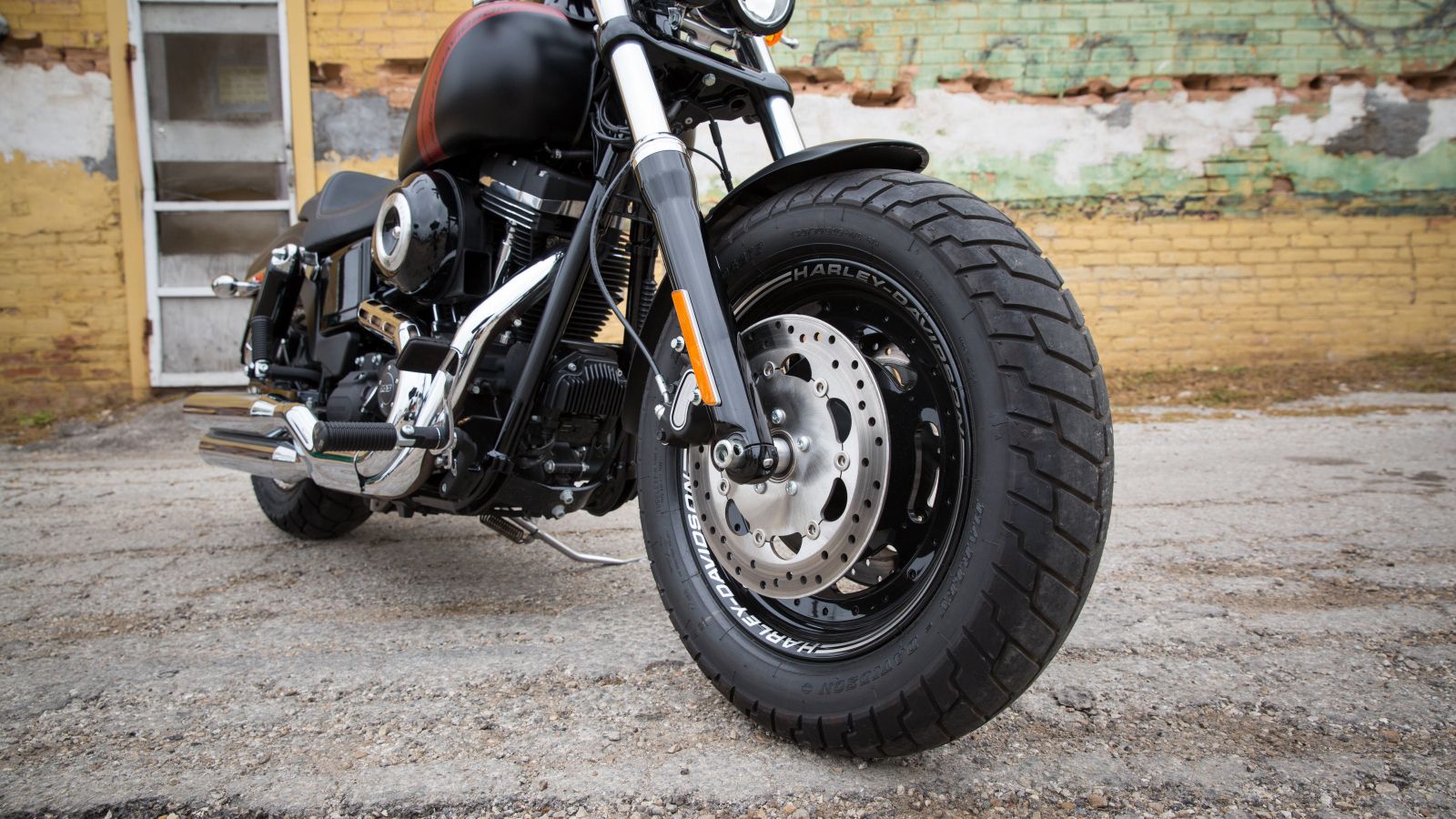 2015 - 2016 Harley-Davidson Dyna Fat Bob