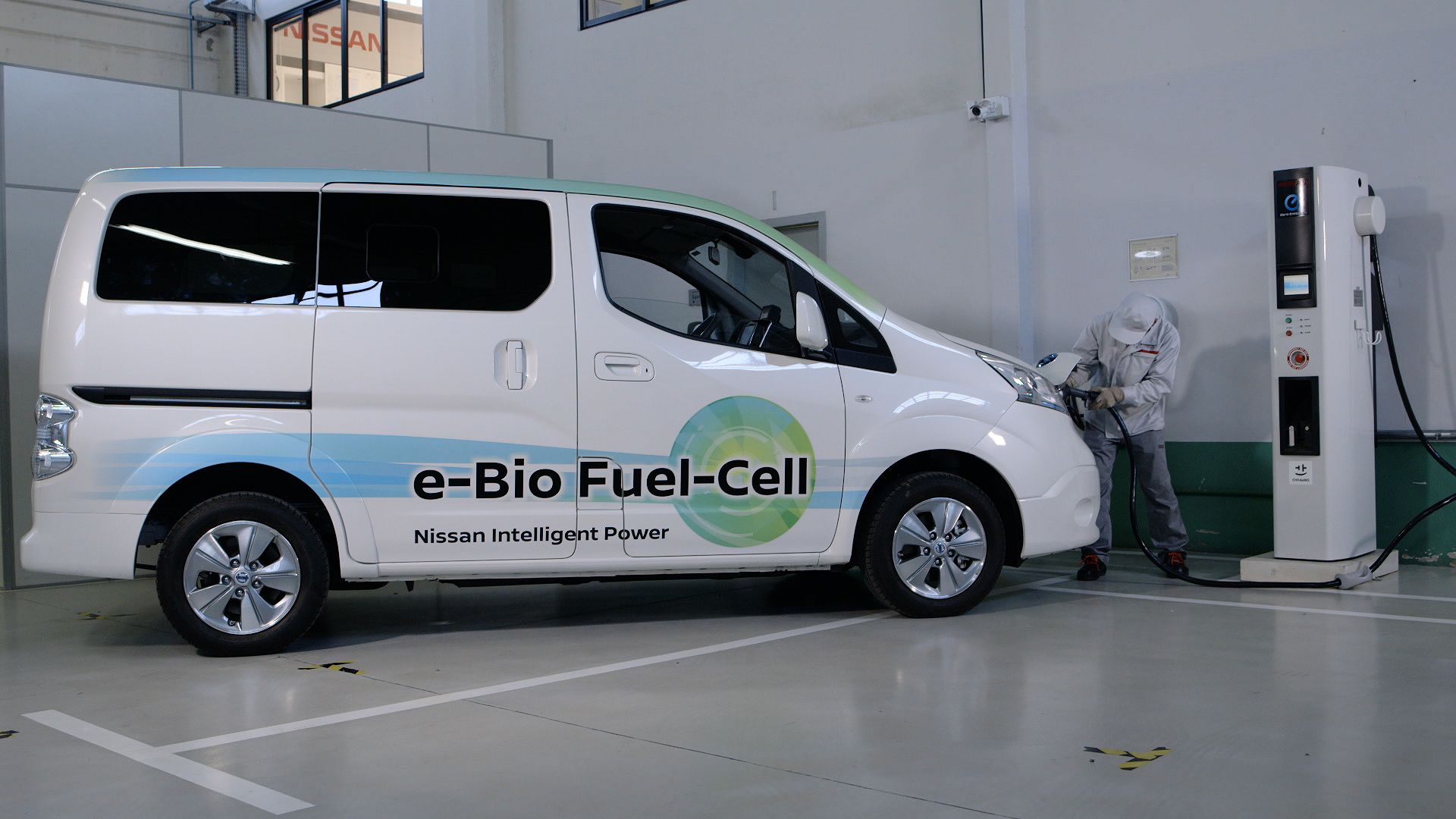 2017 Nissan Solid-Oxide Fuel Cell NV200 Van
