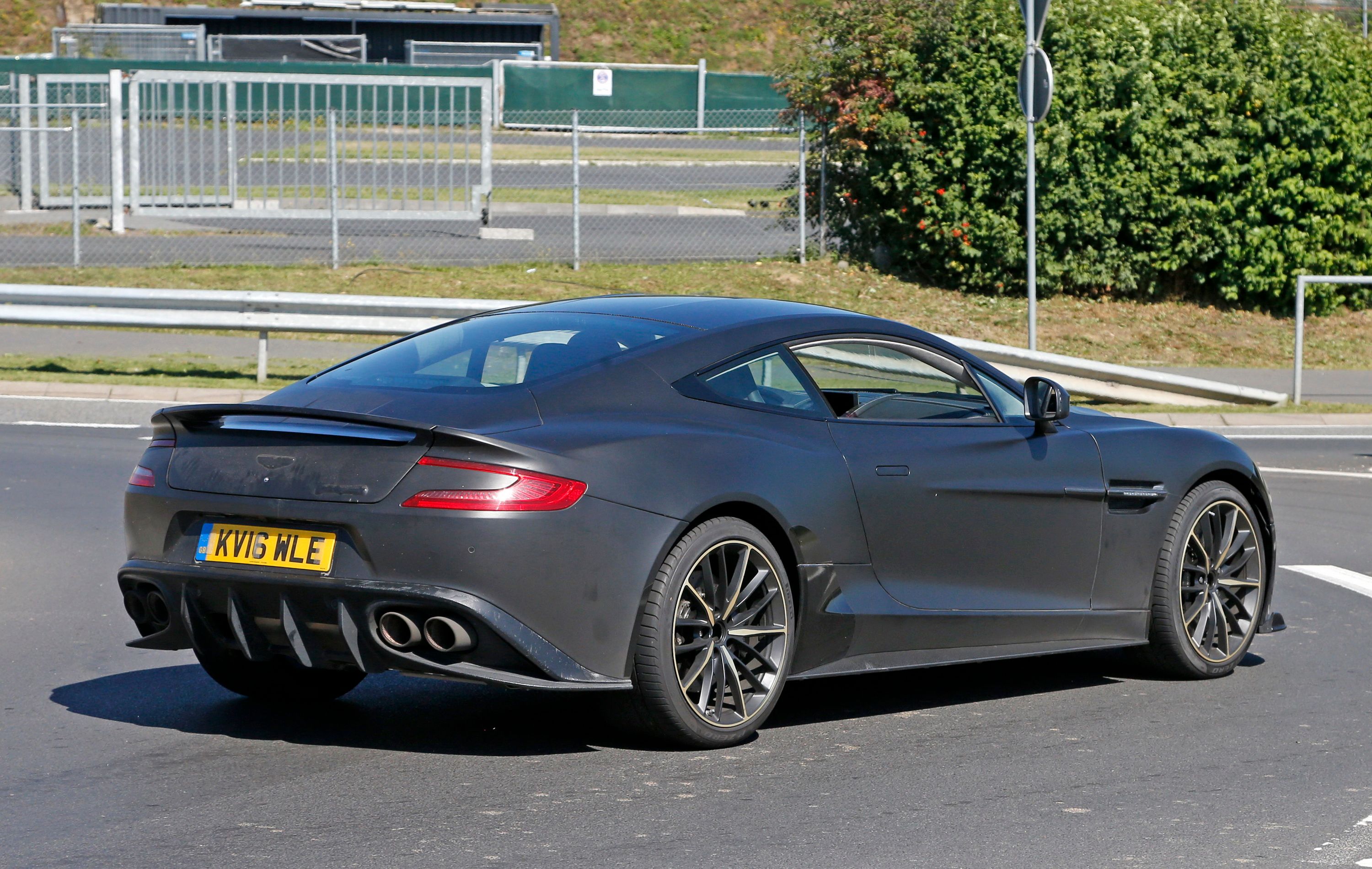 2018 Aston Martin Vanquish S