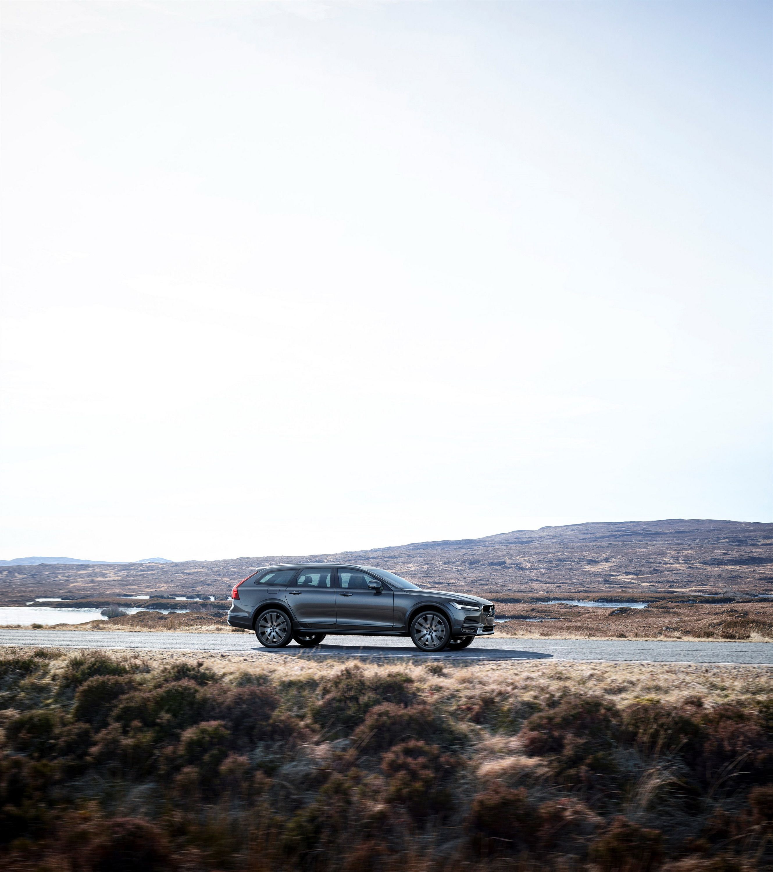 2018 Volvo V90 Cross Country