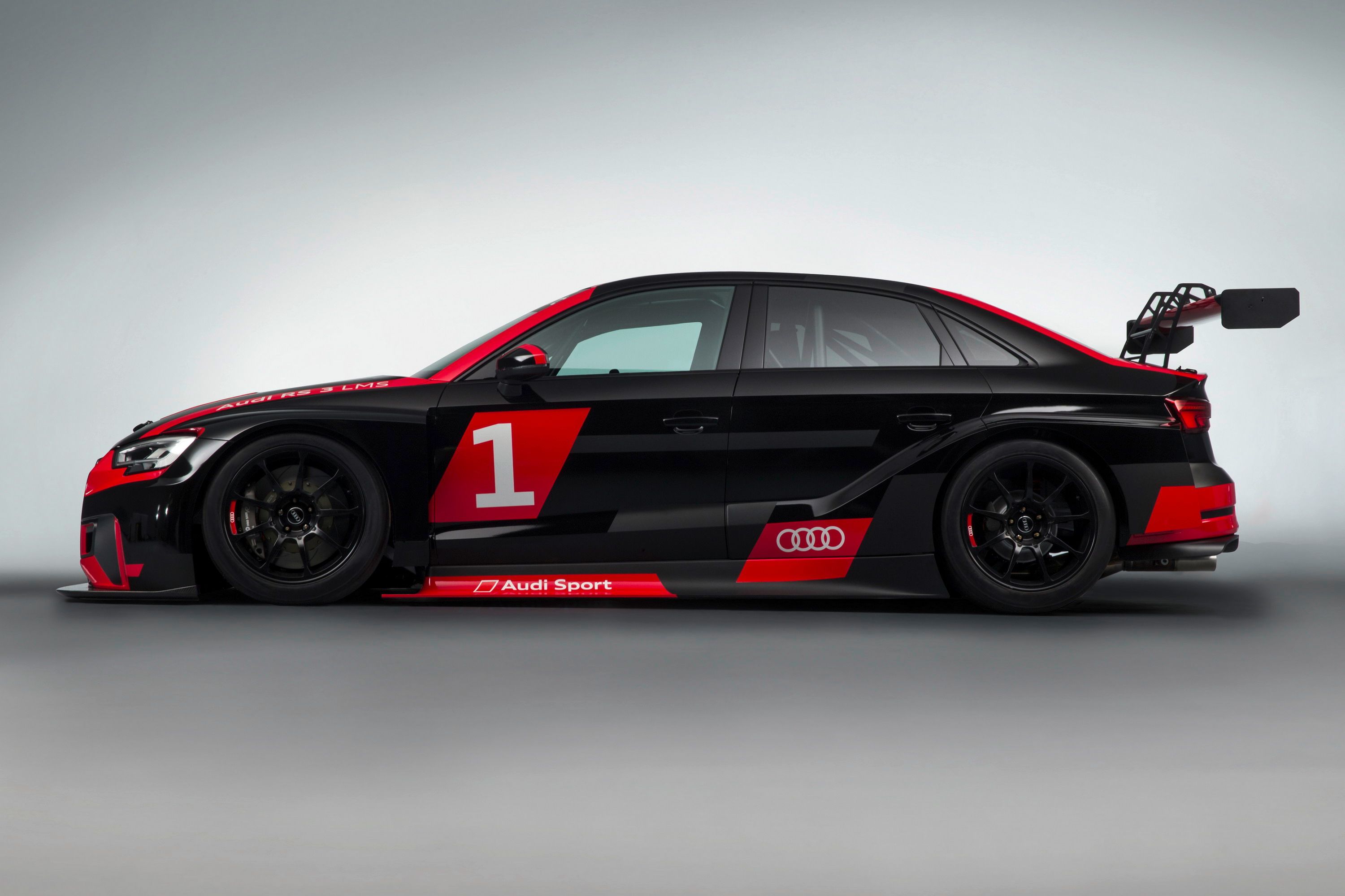 2017 Audi RS3 LMS