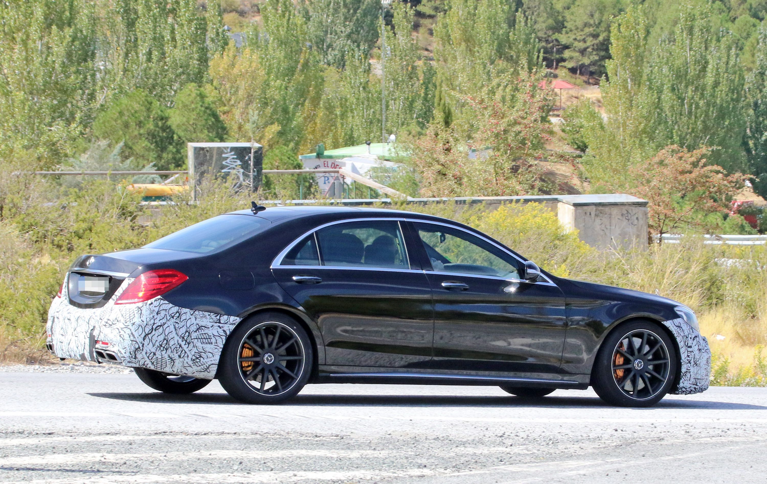 2018 Mercedes-AMG S63