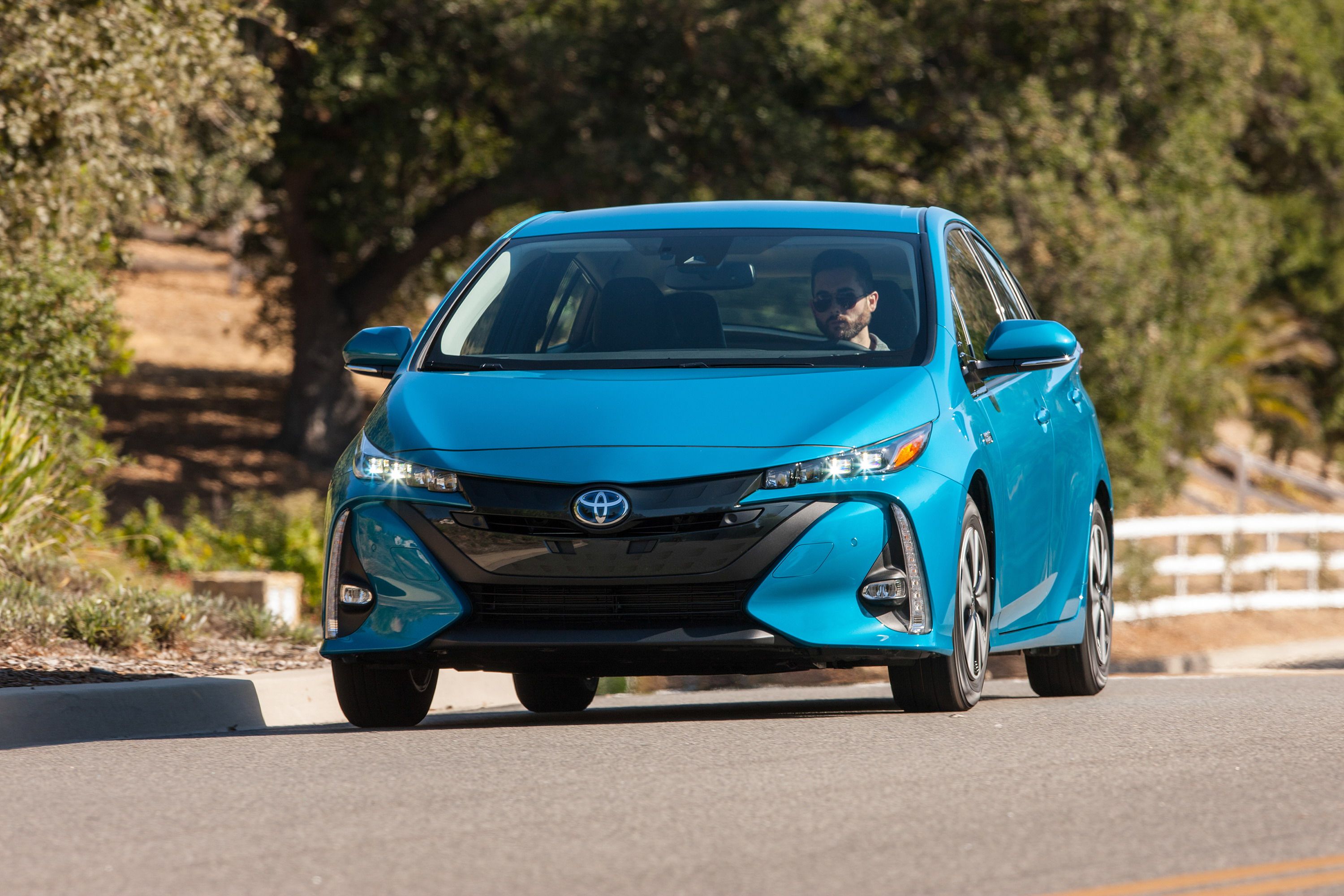2017 Toyota Prius Prime – Driving Impression And Review