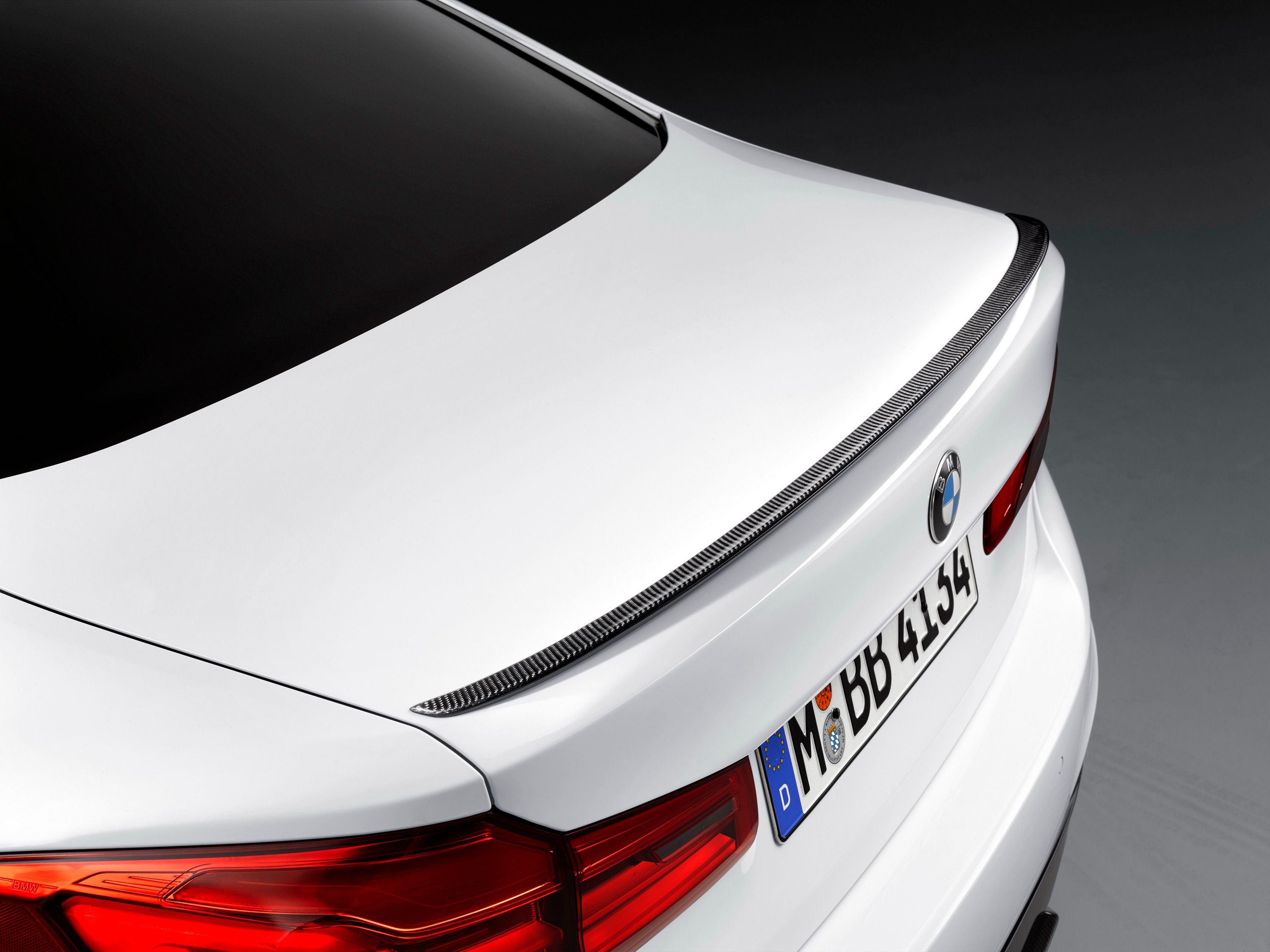 2016 BMW 5 Series Sedan With M Performance Accessories