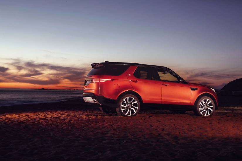 2017 Land Rover Discovery Dynamic Design Pack