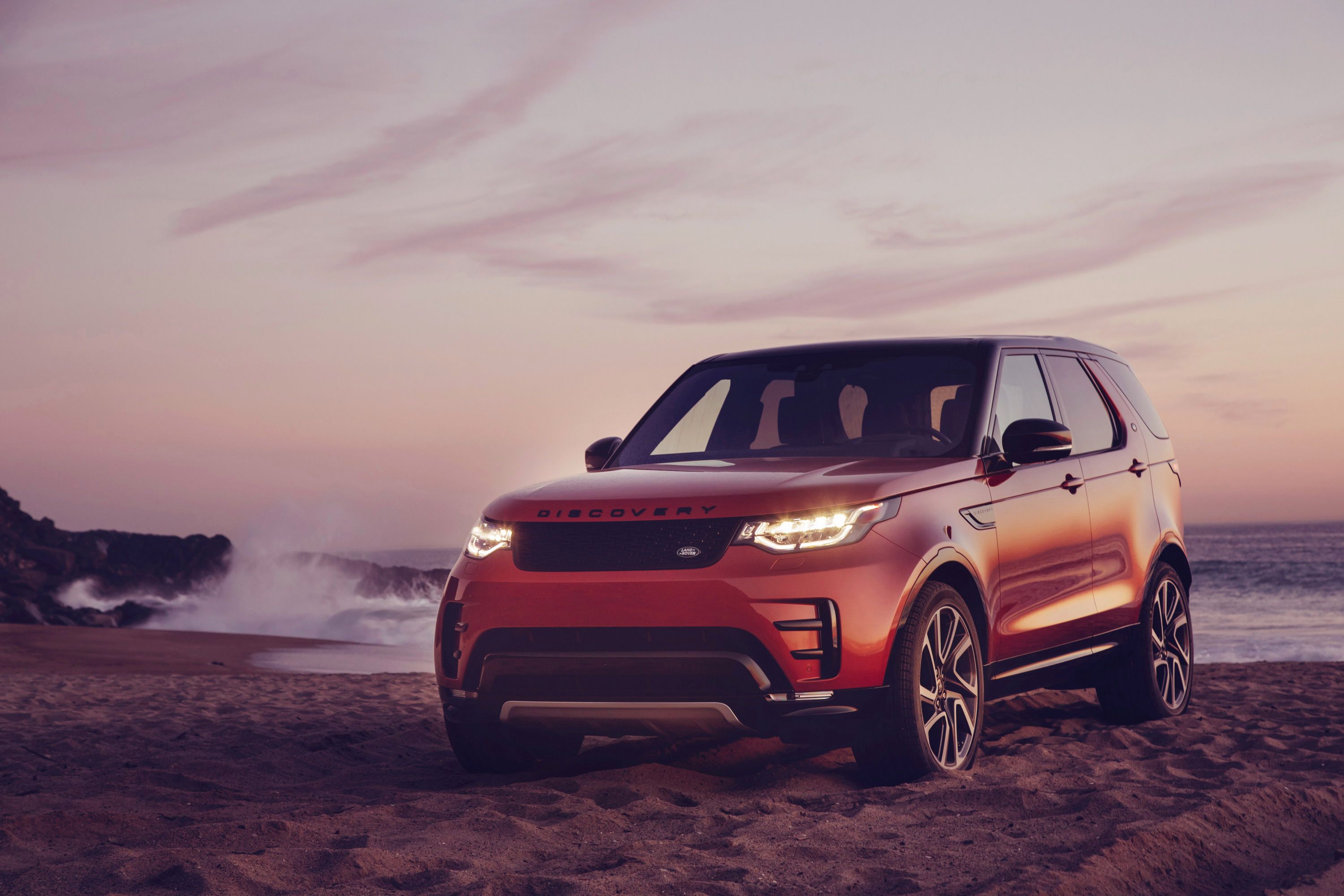 2017 Land Rover Discovery Dynamic Design Pack