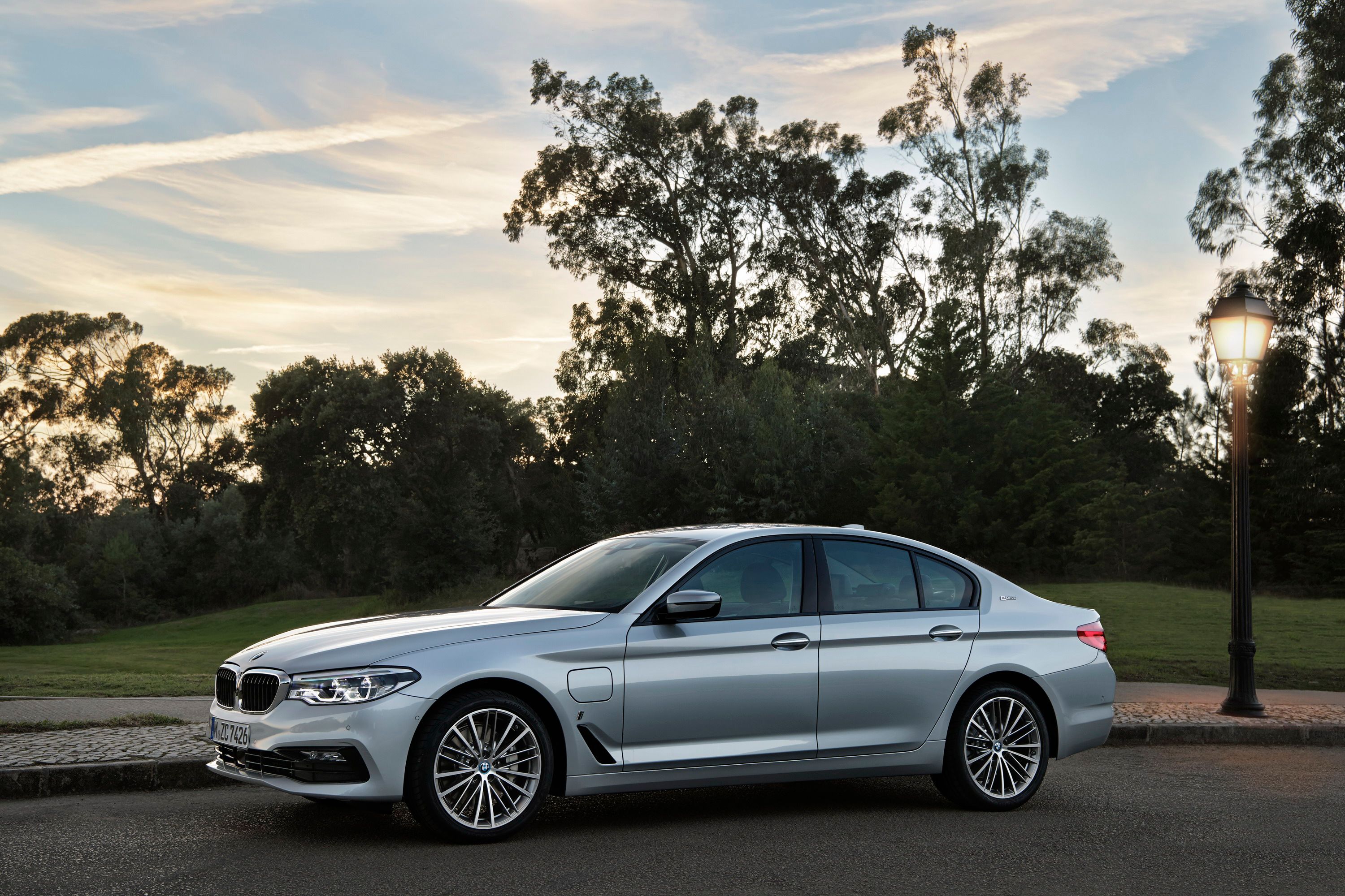 2018 BMW 530e iPerformance