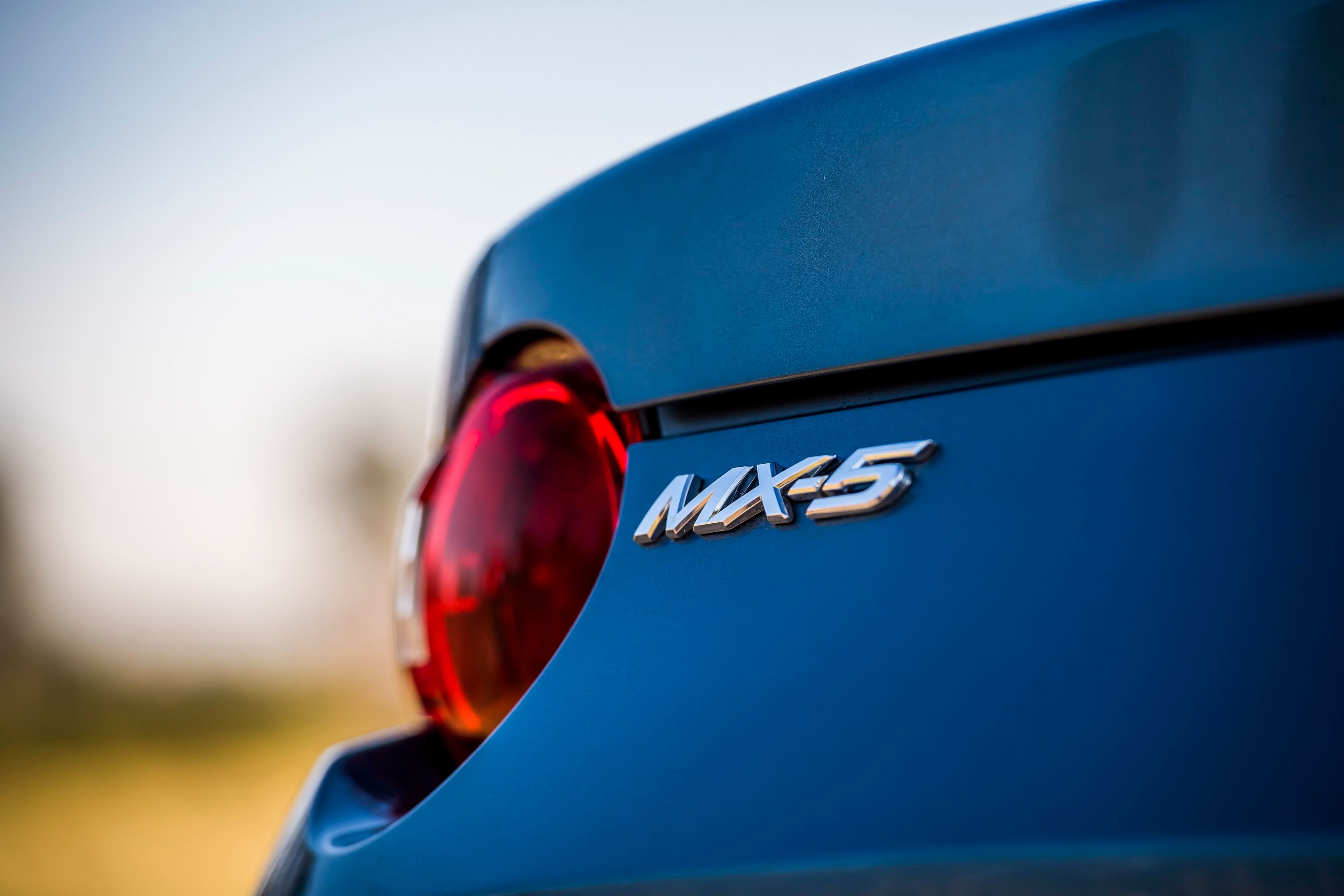 2017 Mazda MX-5 Arctic Edition