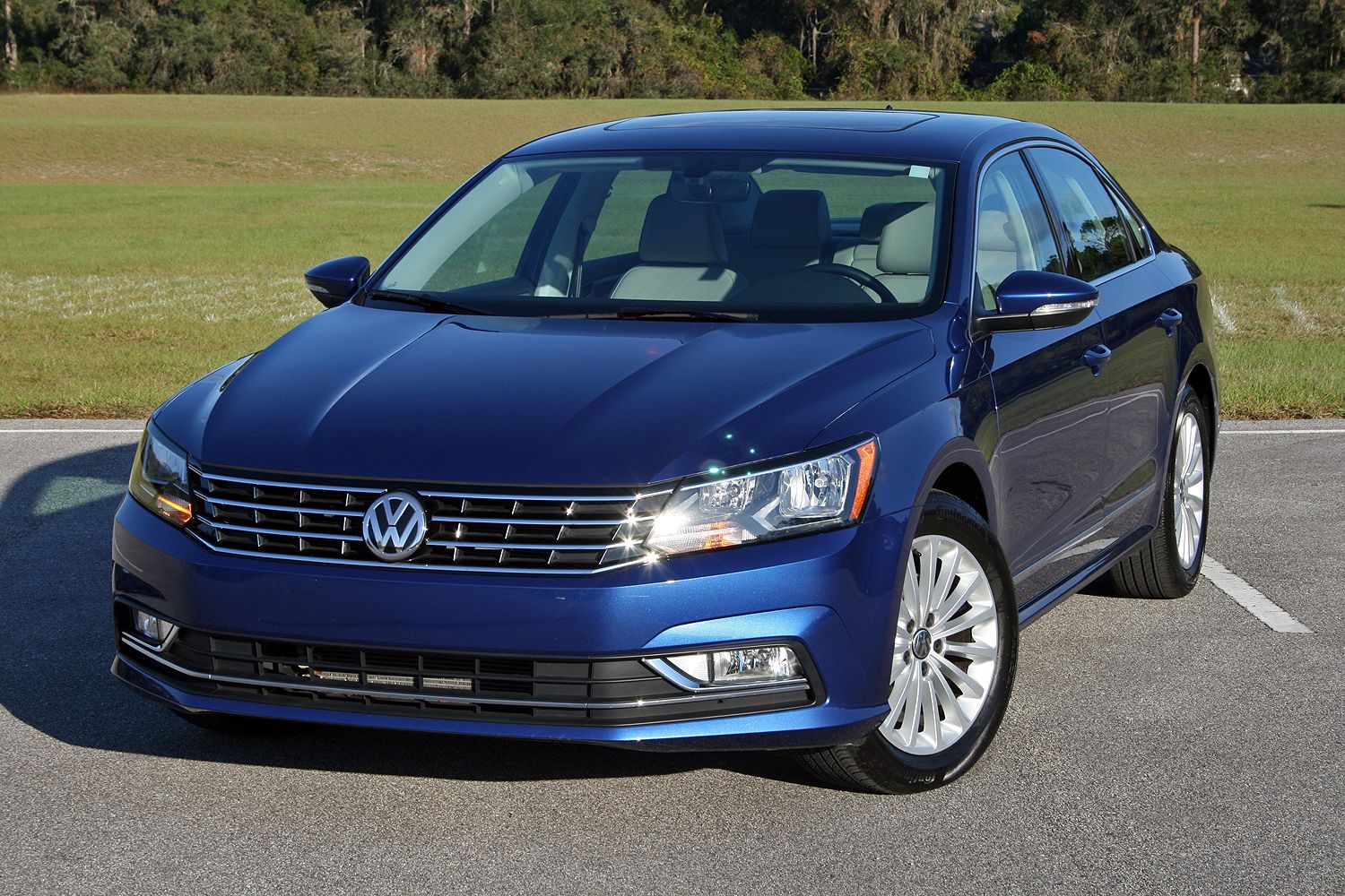2016 Volkswagen Passat 1.8T – Driven