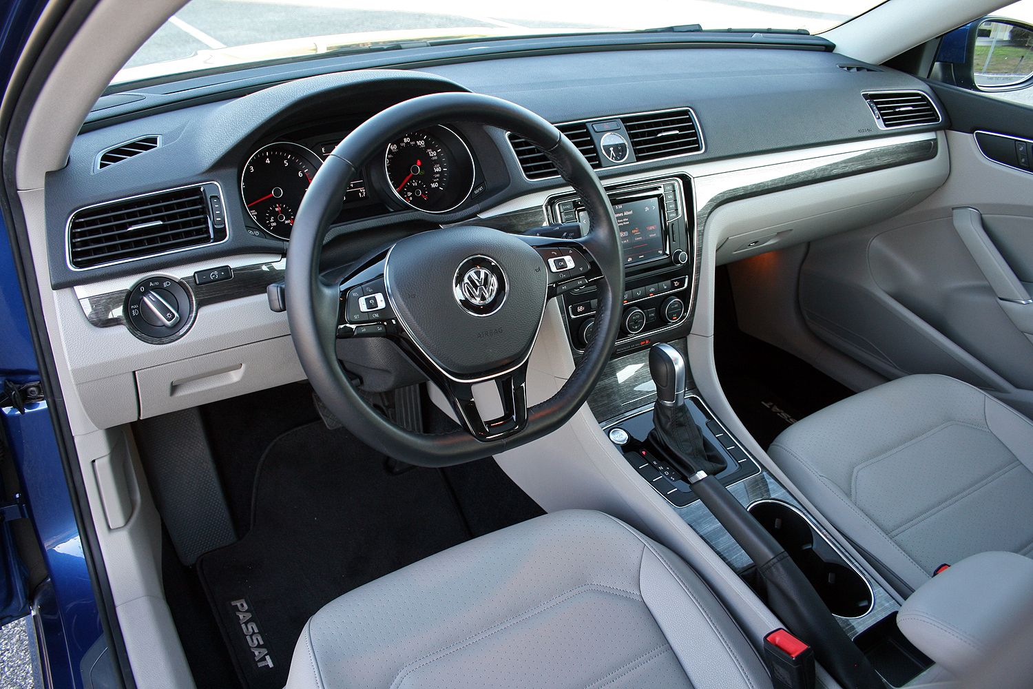 2016 Volkswagen Passat 1.8T – Driven