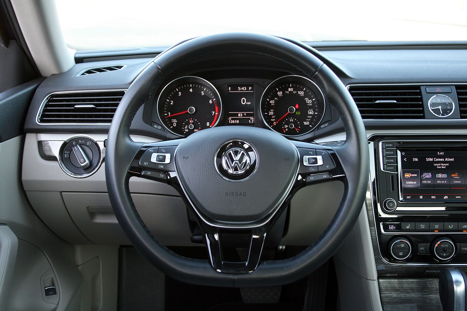 2016 Volkswagen Passat 1.8T – Driven