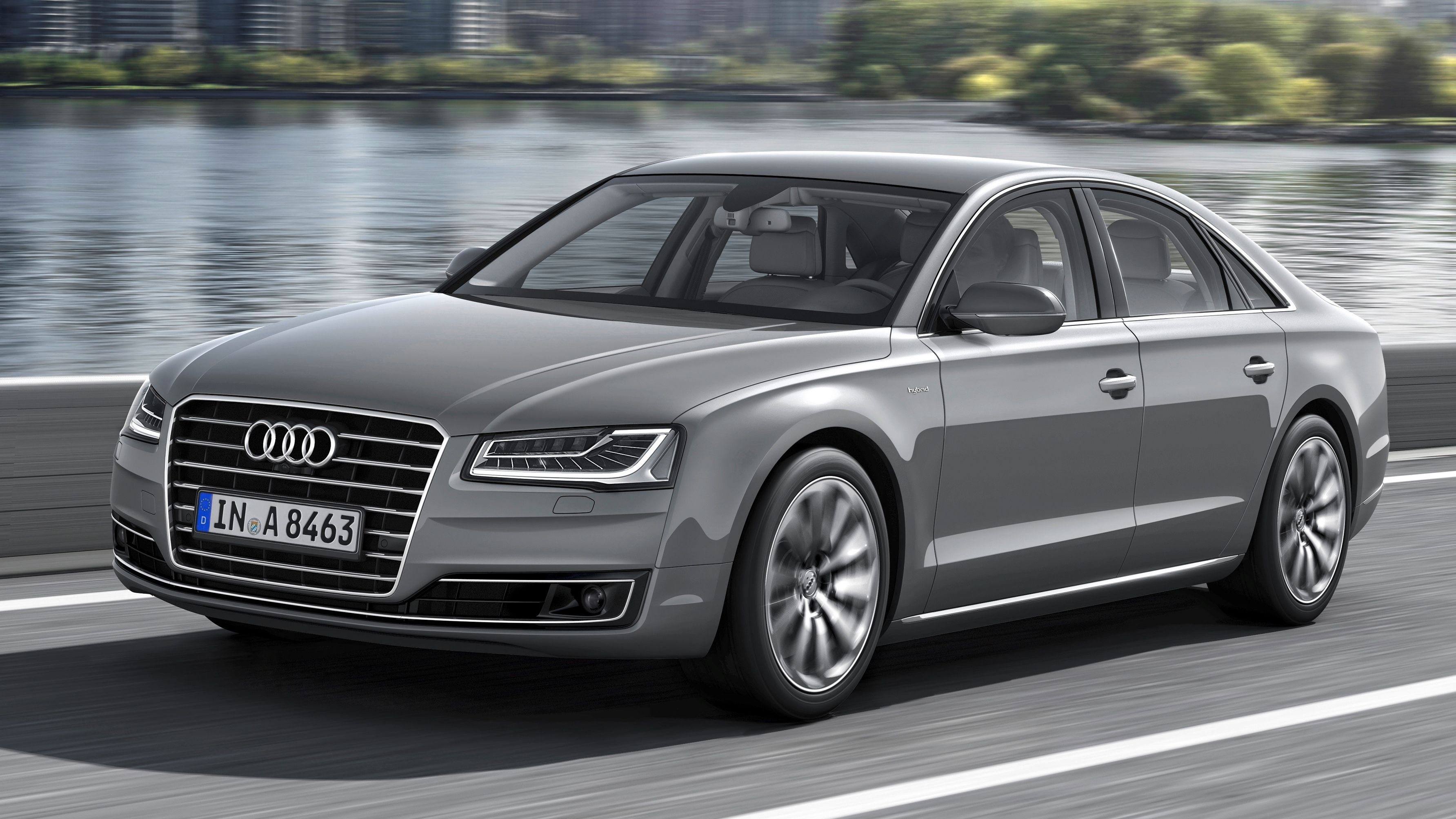 2015 Audi A8 Hybrid