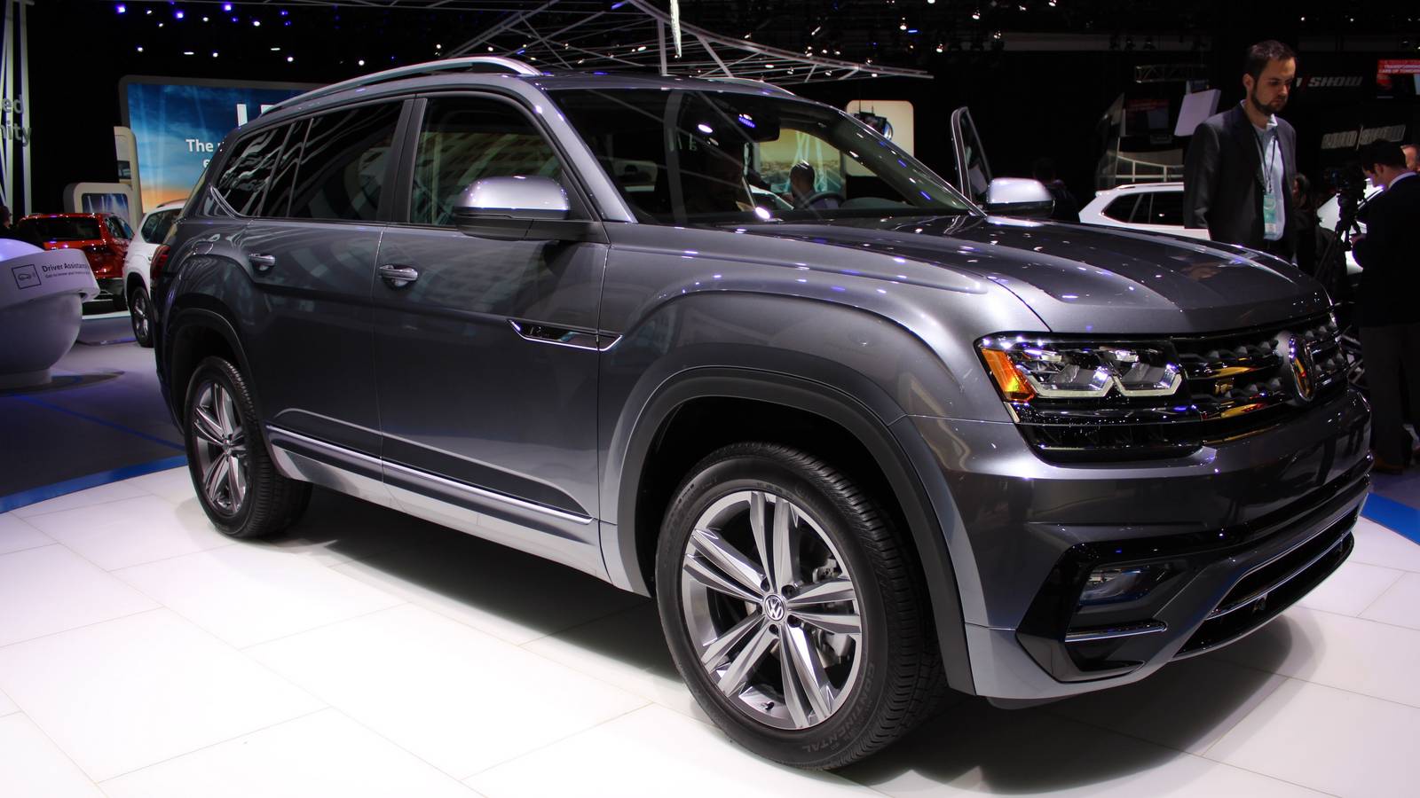 2017 Volkswagen Atlas R-Line