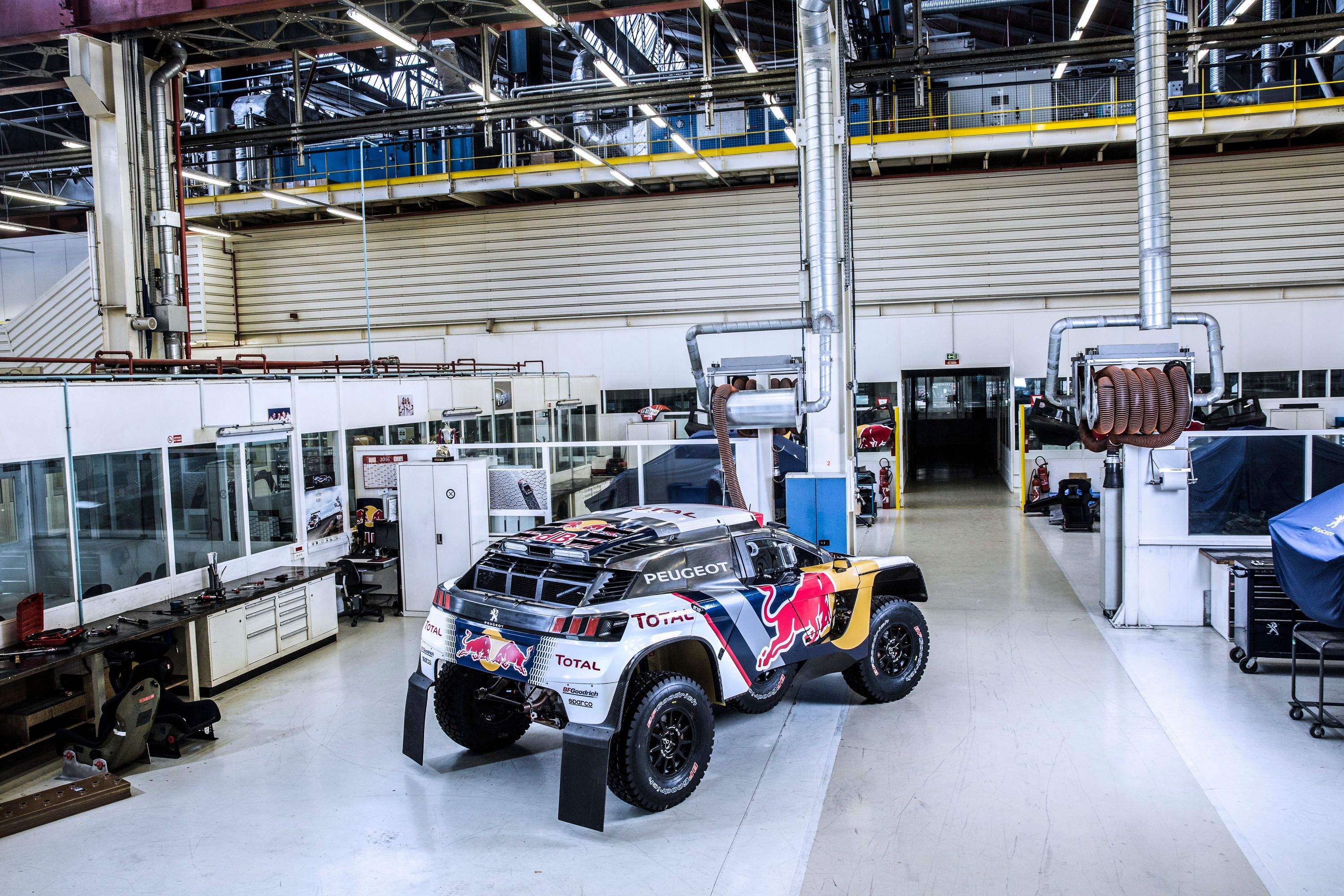 2018 Peugeot 3008 DKR Maxi