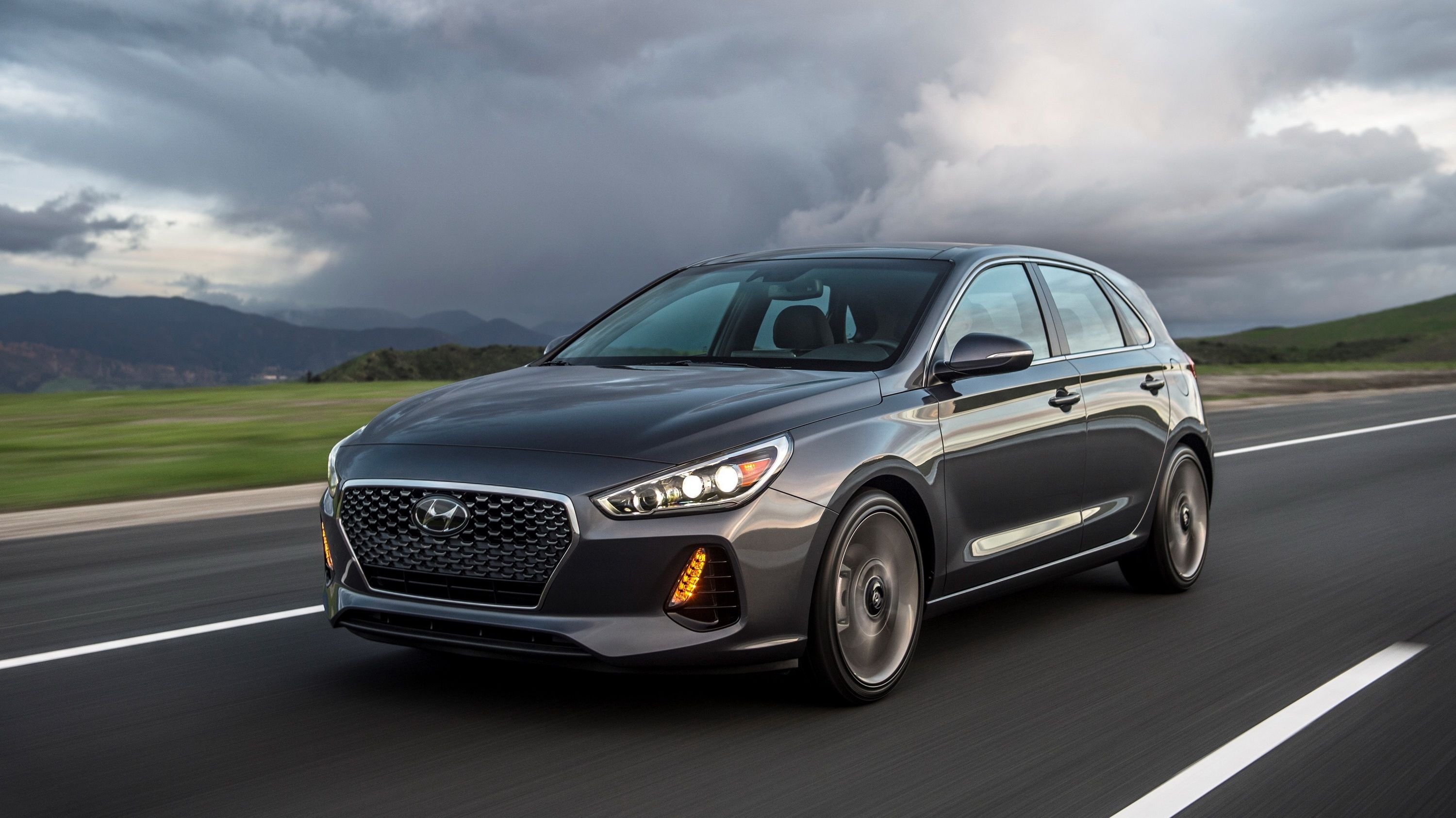 2017 Hyundai Brings i30 From Across The Pond, Calls It Elantra GT