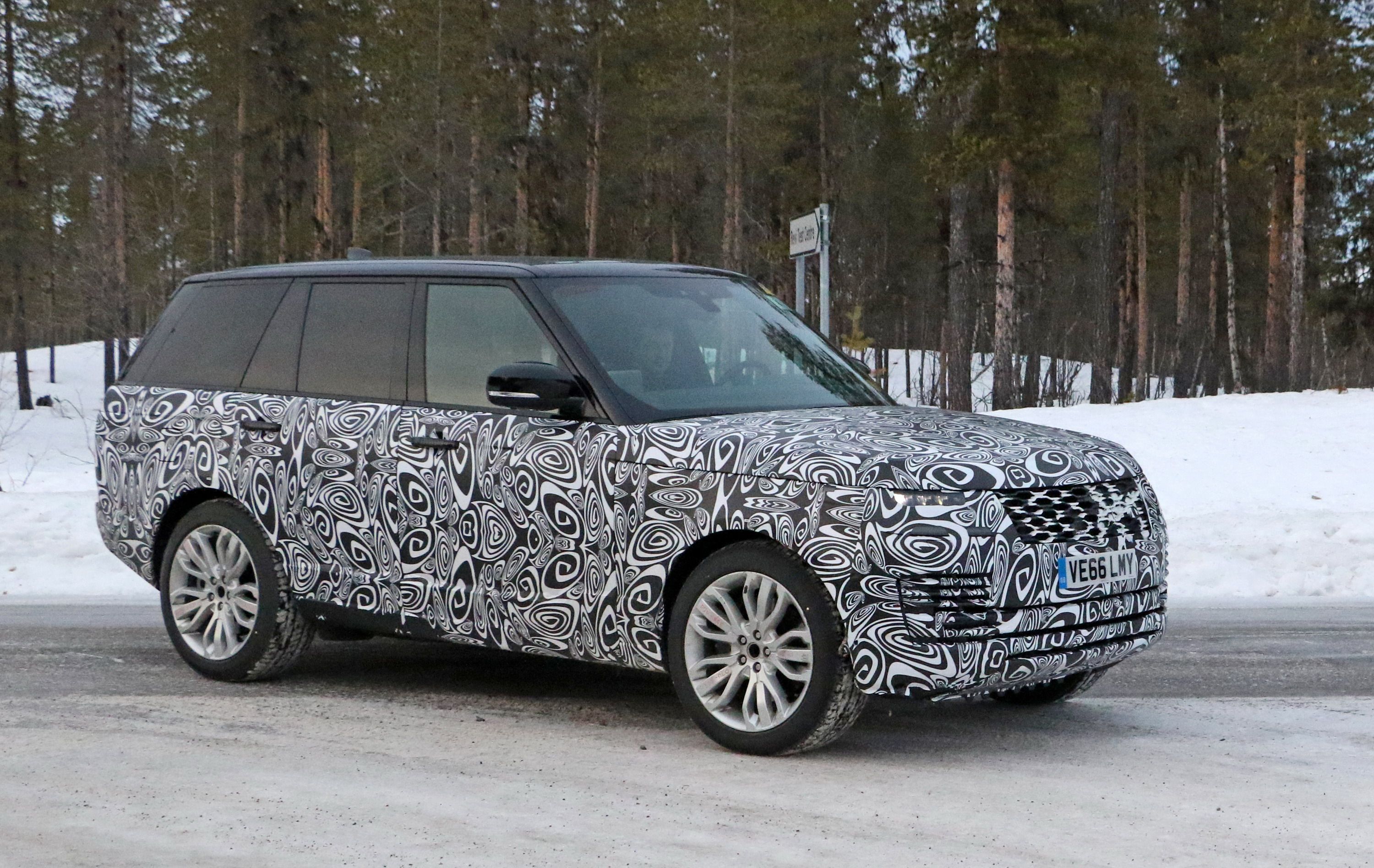 2019 Land Rover Range Rover P400e