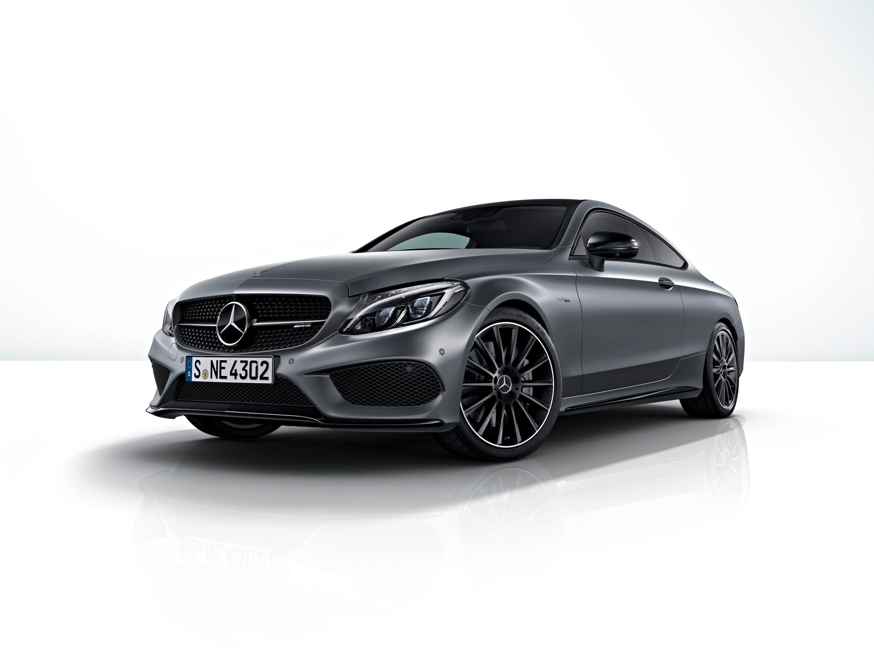 2017 Mercedes-AMG C 43 4MATIC Coupé and Cabriolet Night Edition