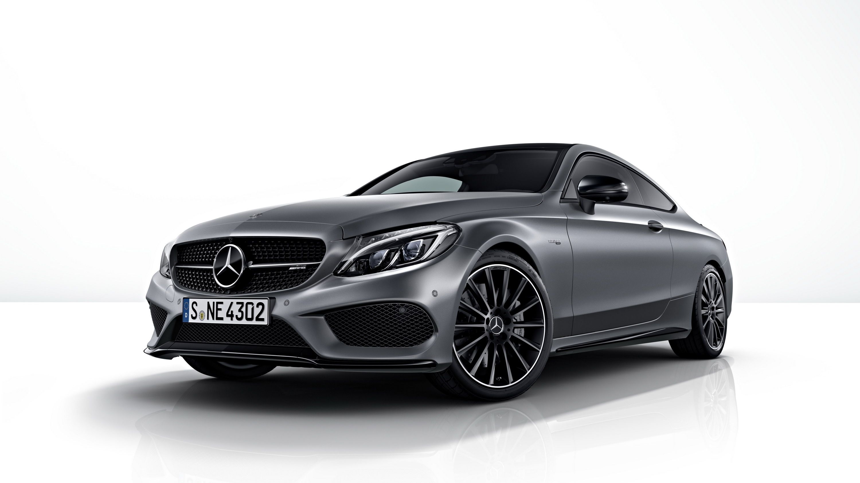 2017 Mercedes-AMG C 43 4MATIC Coupé and Cabriolet Night Edition