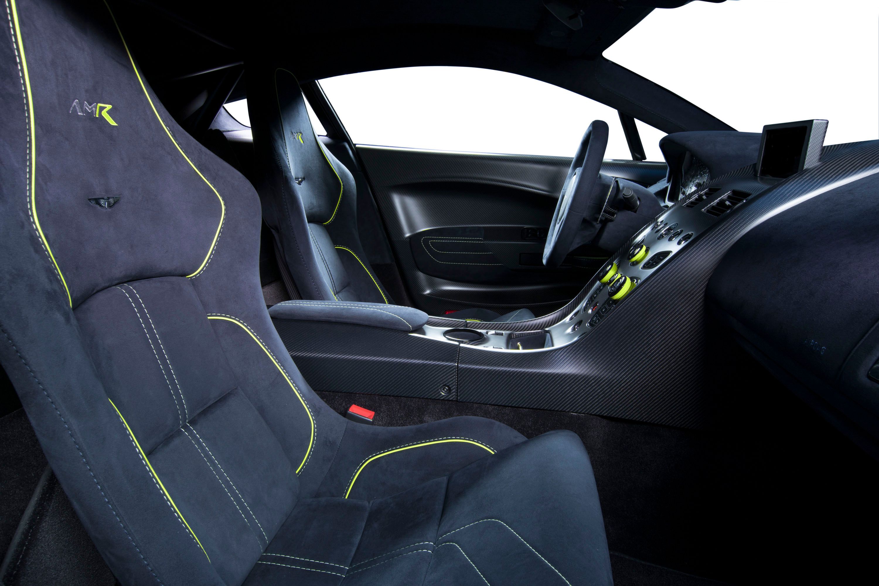 2017 Aston Martin Vantage AMR Pro Concept