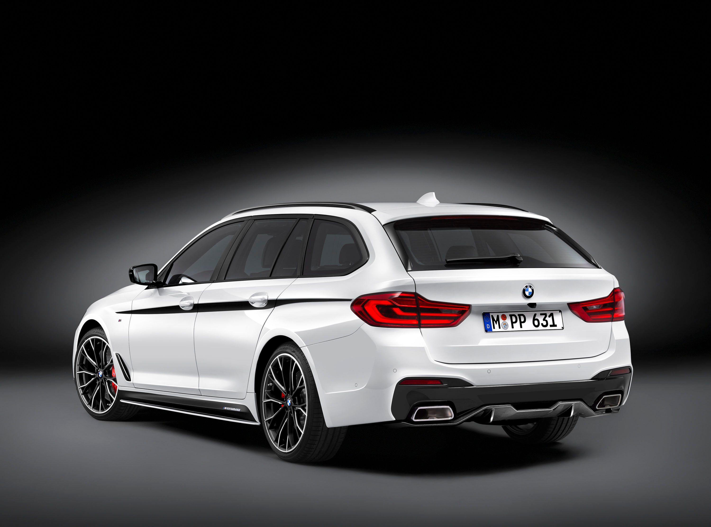2017 BMW 5 Series Touring with M Performance Parts
