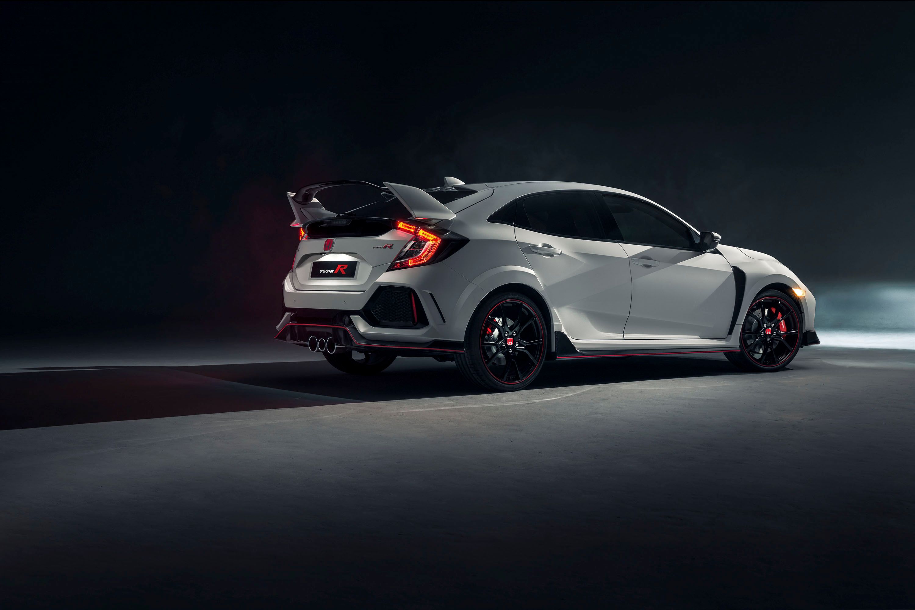 2017 - 2020 Honda Civic Type R