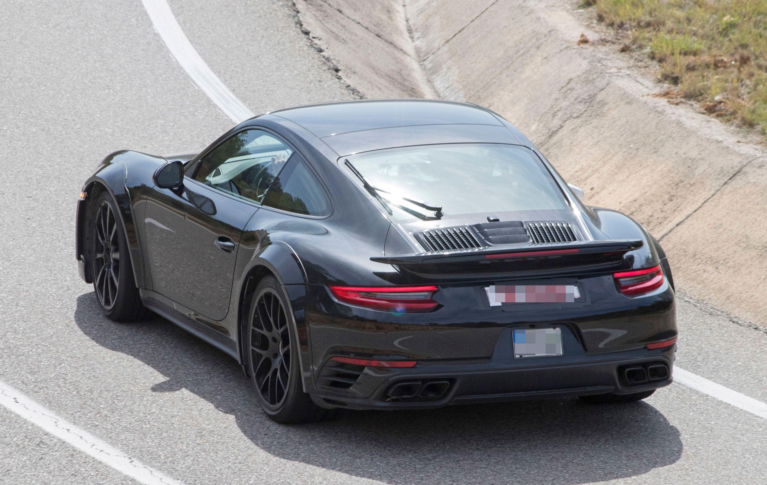 2023 Porsche 911 GT3 RS Is Both the End of an Era and a Game-Changer -  autoevolution