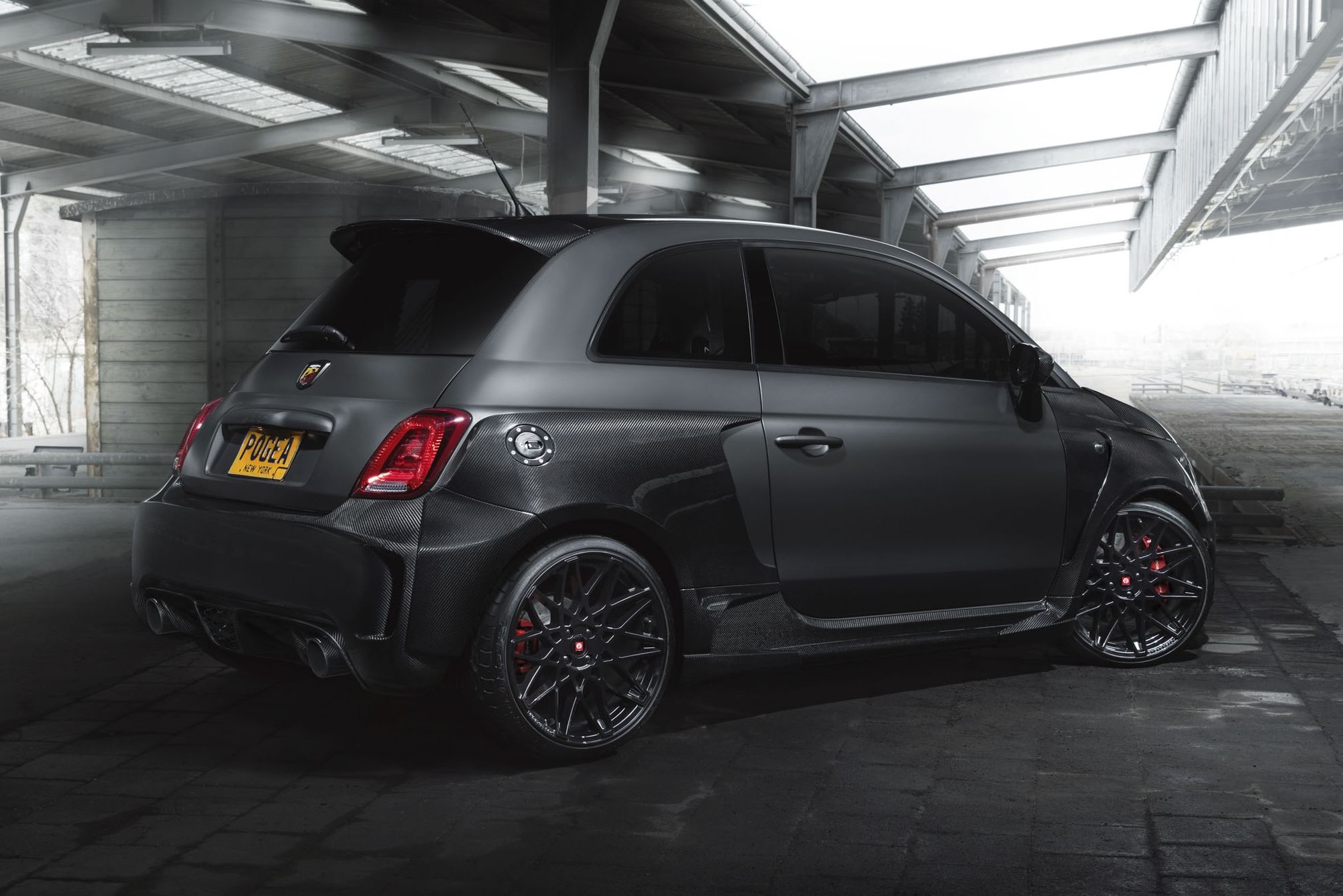 2017 Fiat 500 Abarth Ares by Pogea Racing