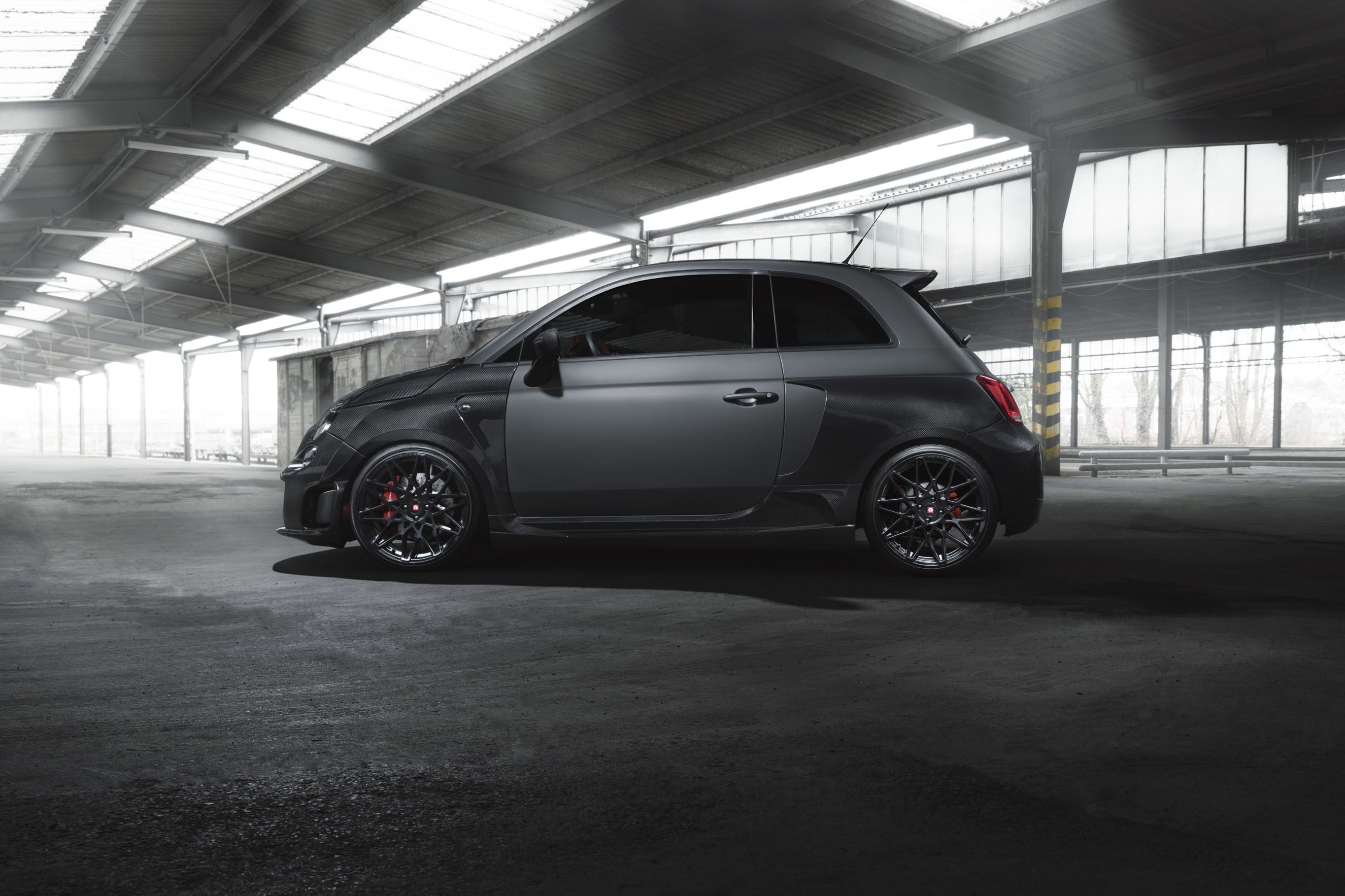 2017 Fiat 500 Abarth Ares by Pogea Racing