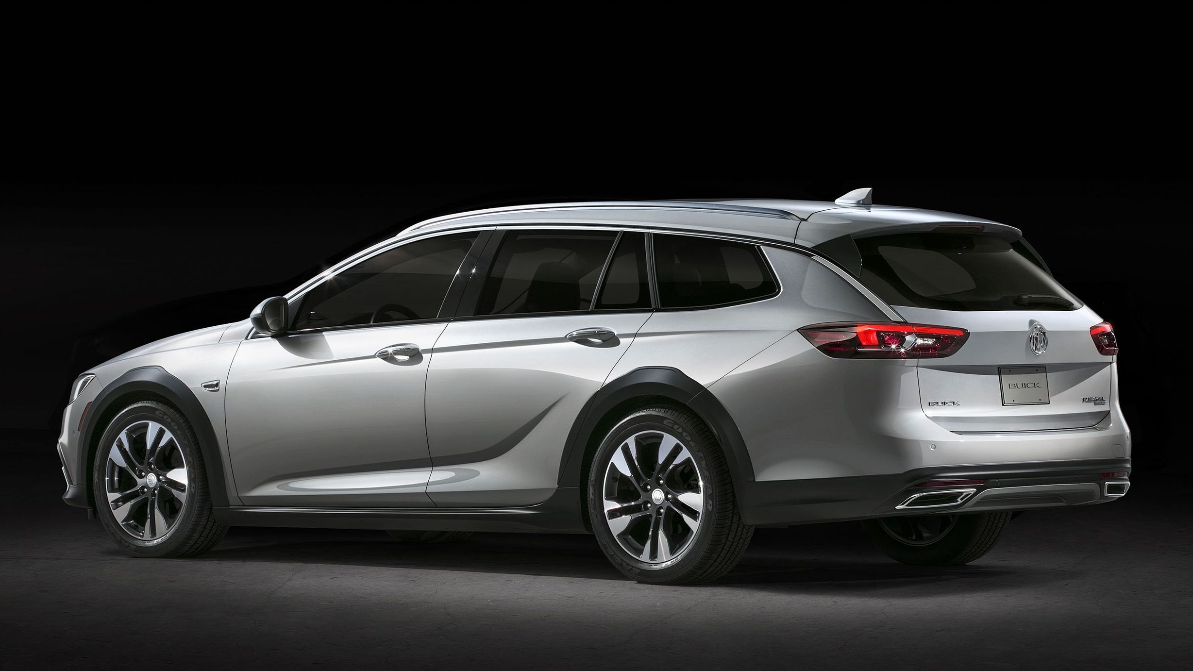 2018 Buick Regal TourX