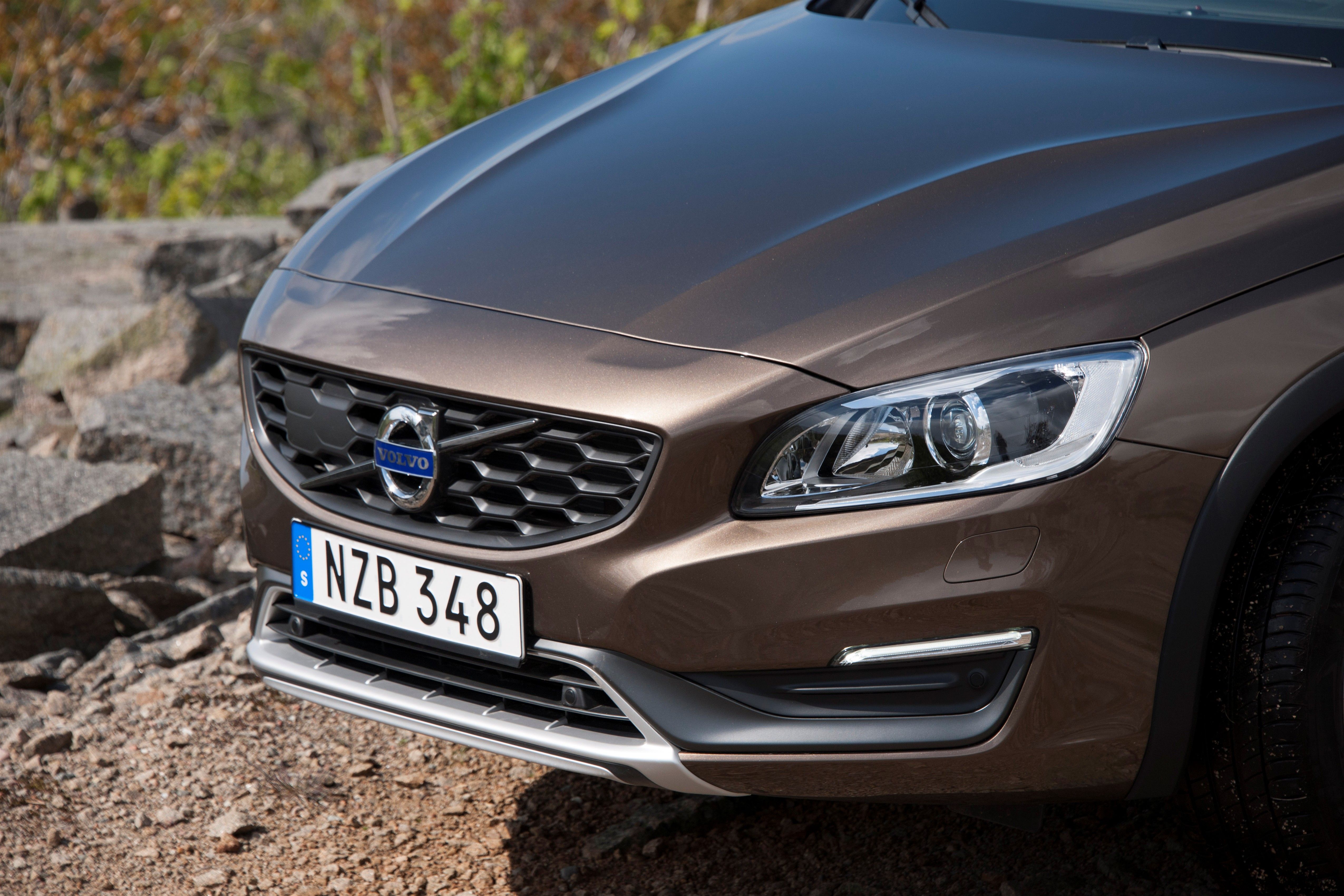 2015 Volvo V60 Cross Country