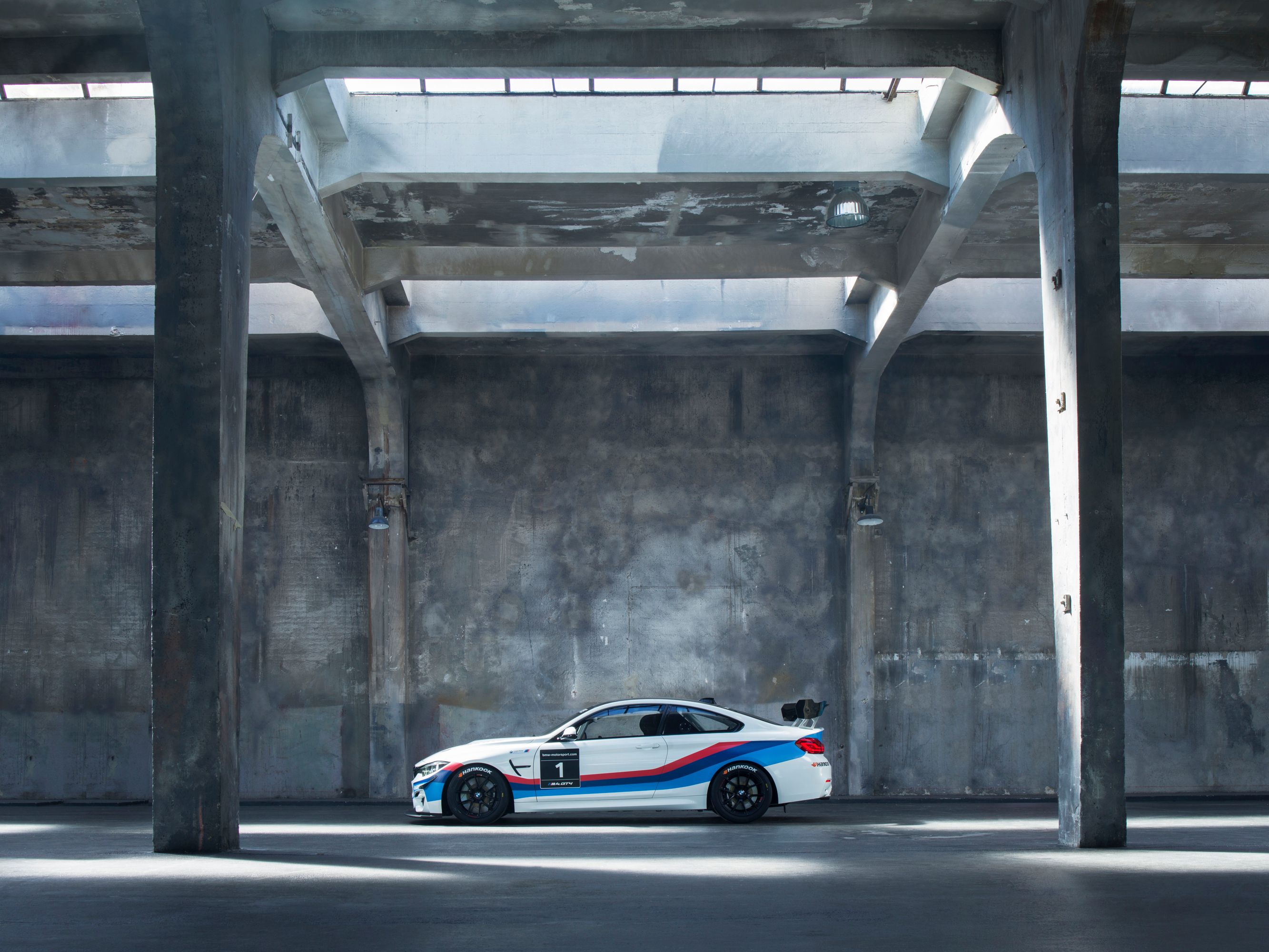 2017 BMW M4 GT4