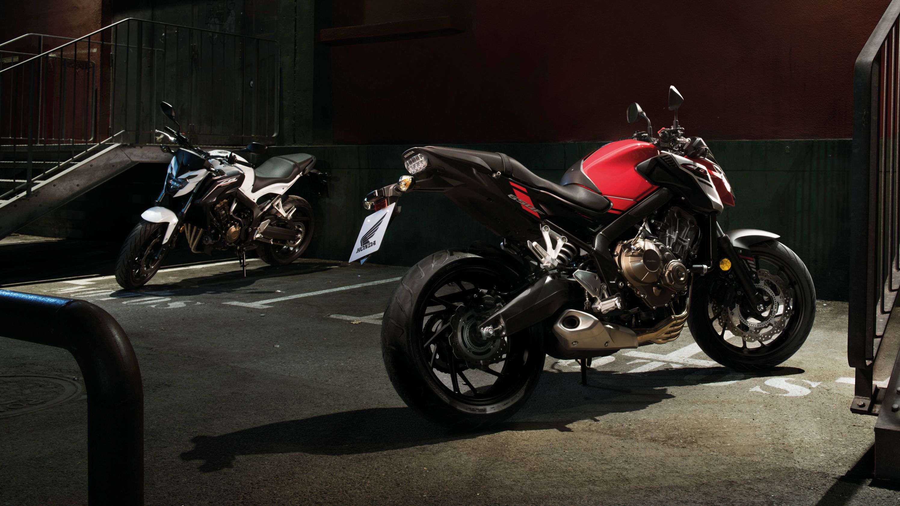 2018 Honda CB650F: How Does It Stack Up With The FZ-07 And SV650?