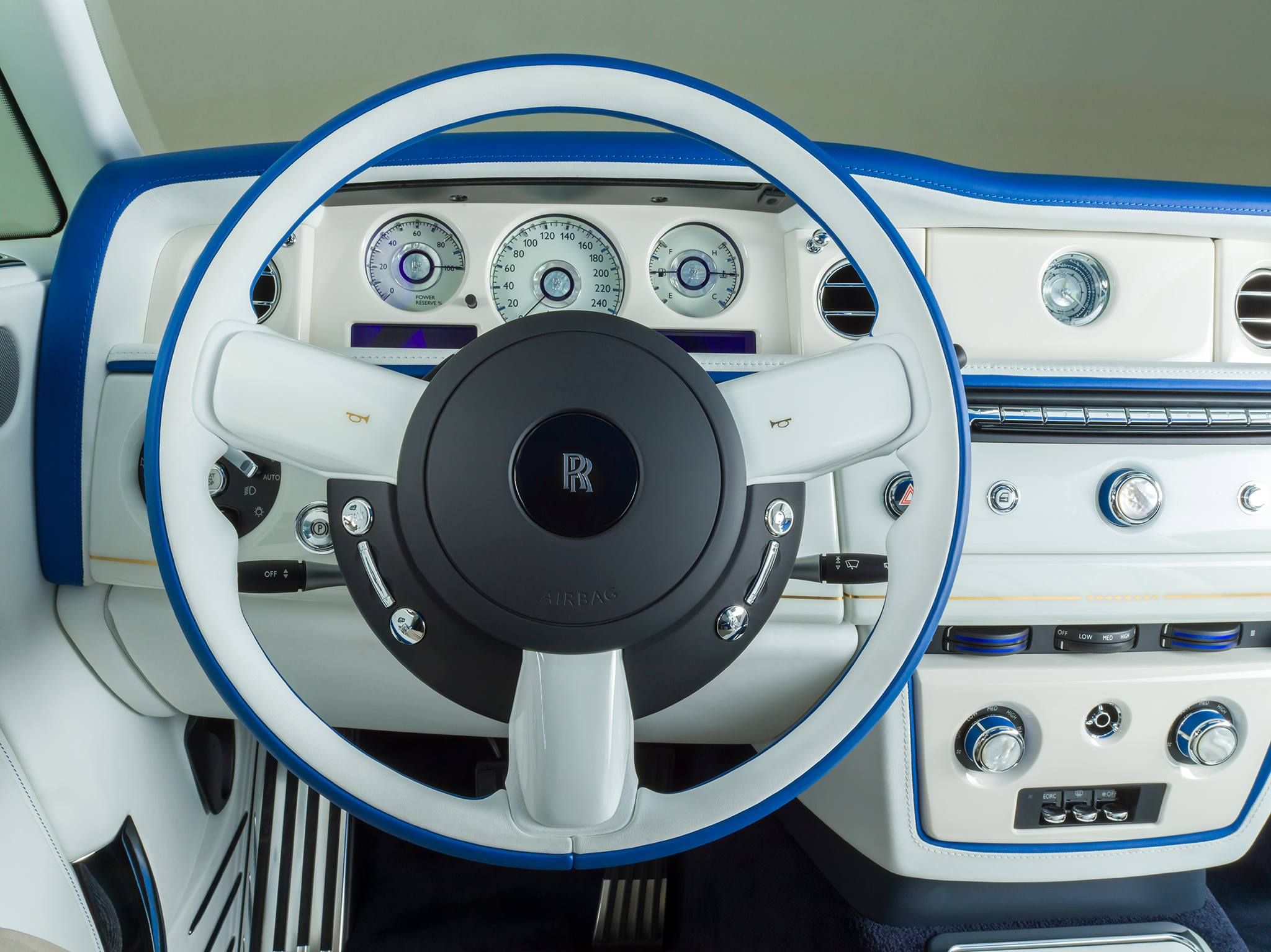 2017 Rolls-Royce Phantom Coupe Inspired by Qasr-Al Hosn